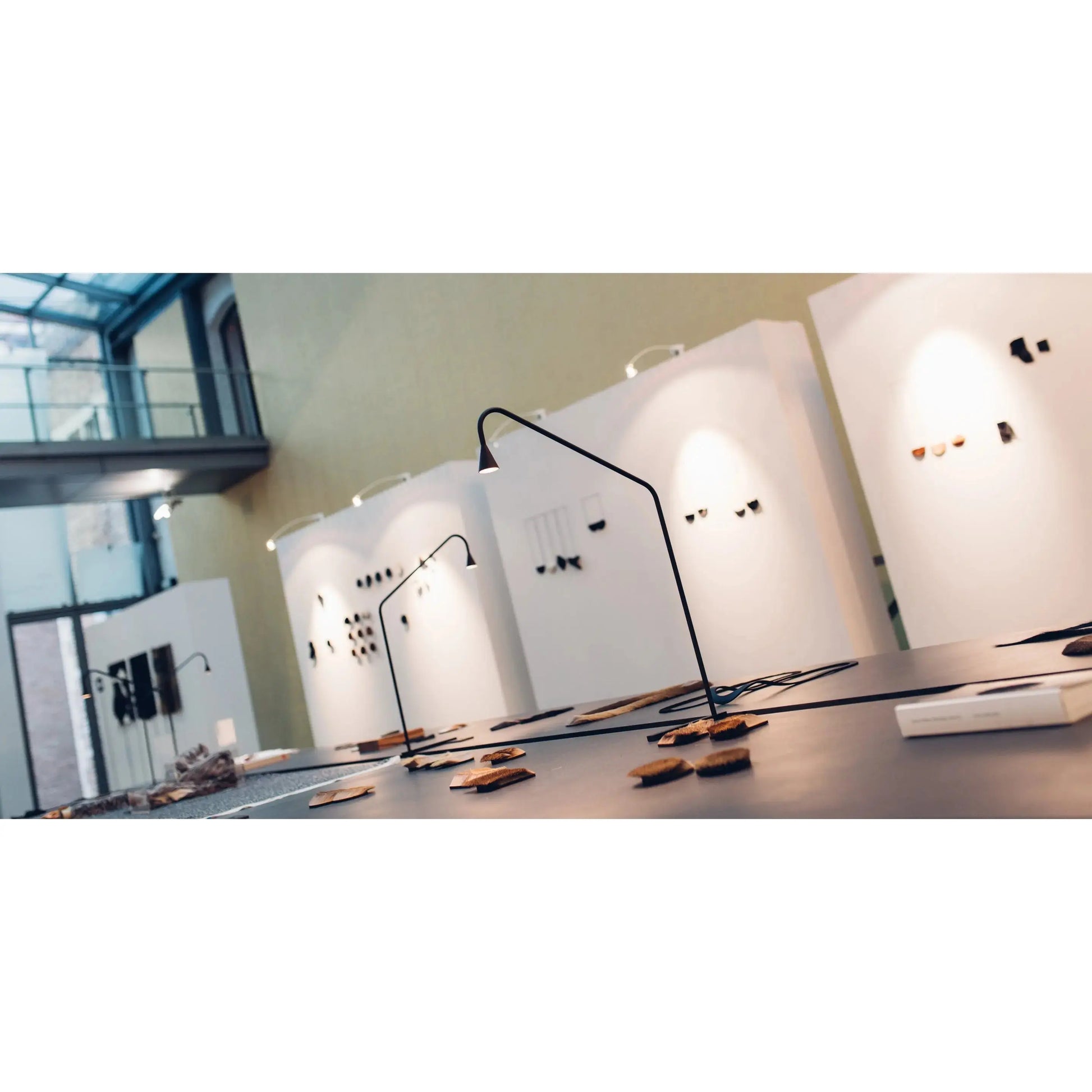 Austere - Table Lamp Trizio21