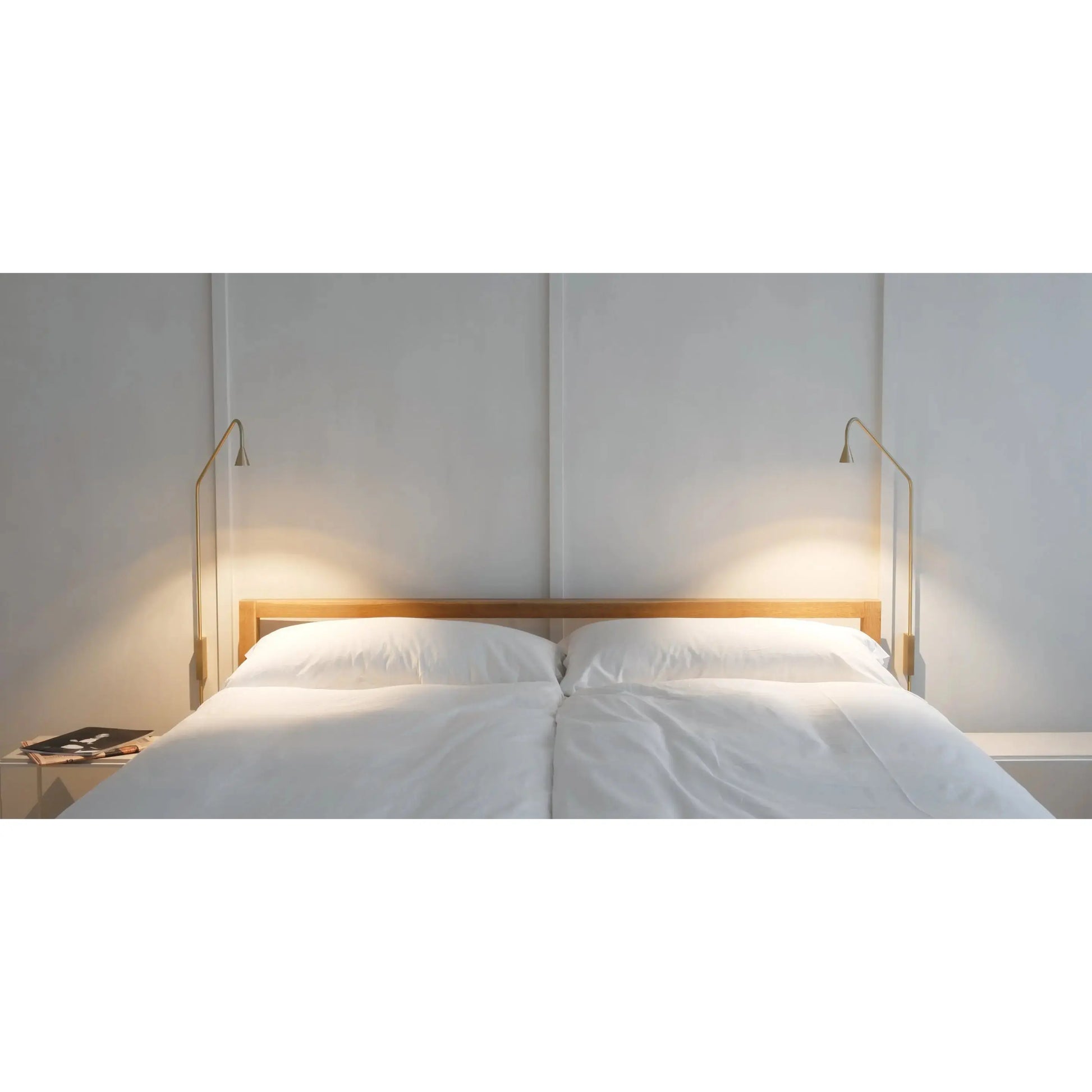 Austere - Wall Lamp Trizio21