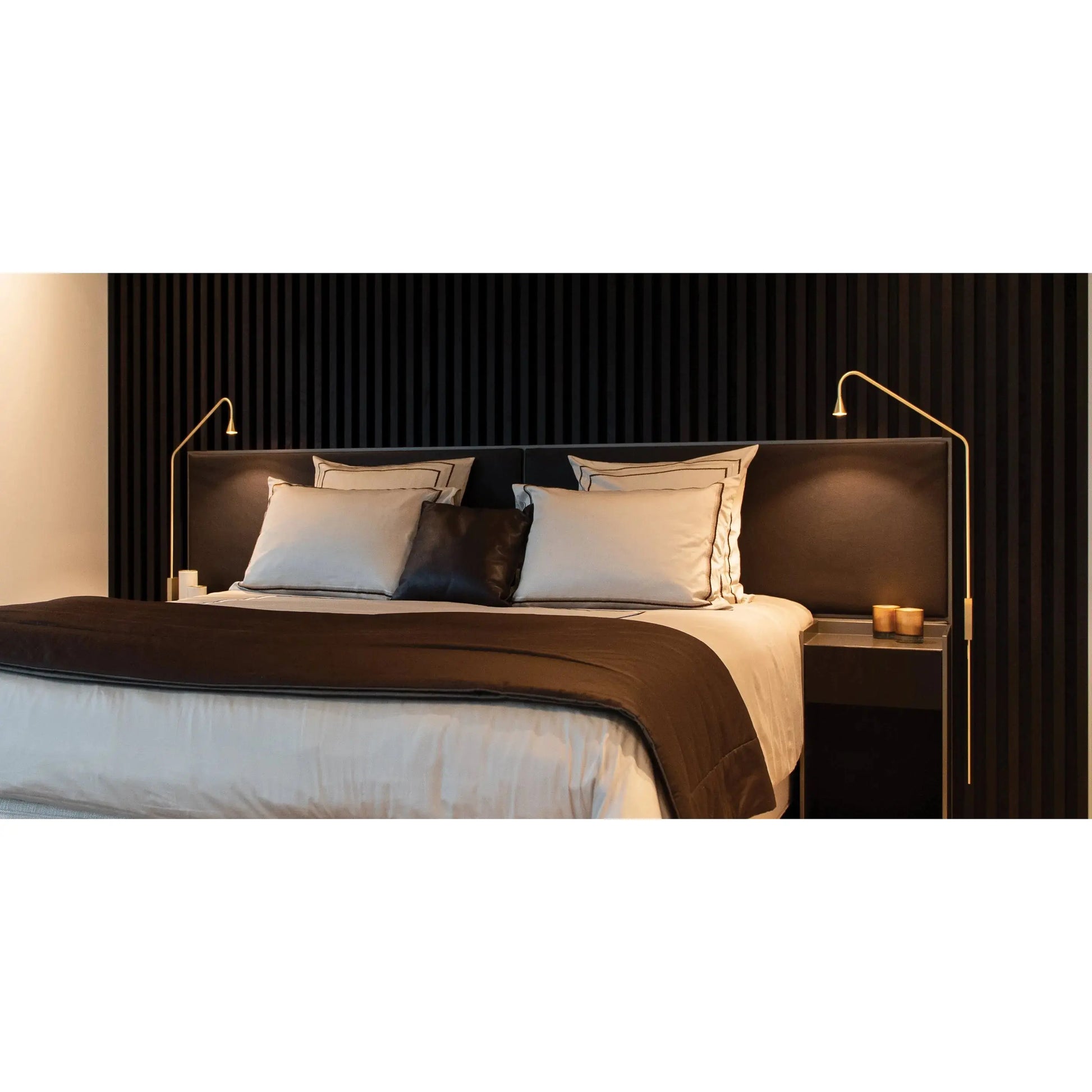 Austere - Wall Lamp Trizio21