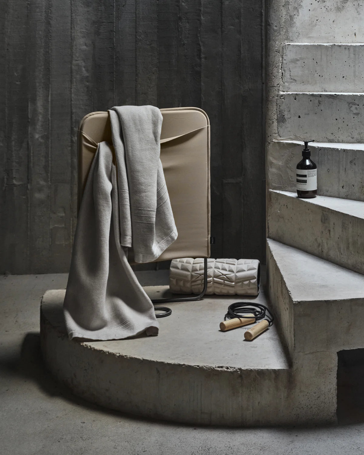 Isacco Laundry Basket