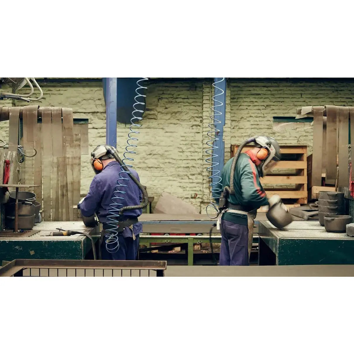 C6 Herringbone Two Hob Griddle Pan | Crane | JANGEORGe Interior Design