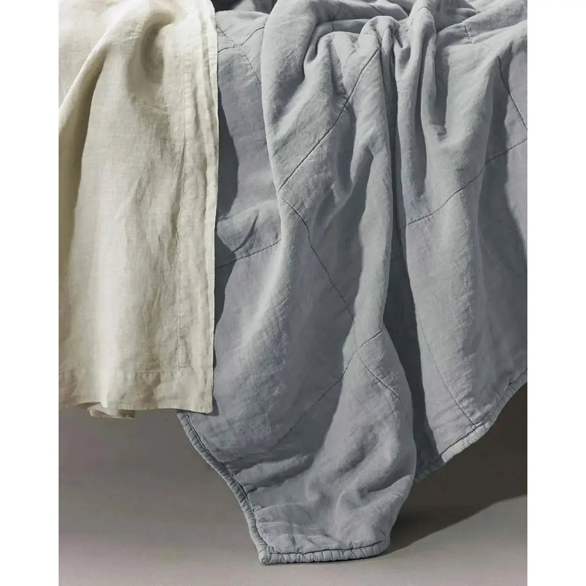 JANGEORGe Interiors & Furniture Society Limonta Rem Quilt Perla