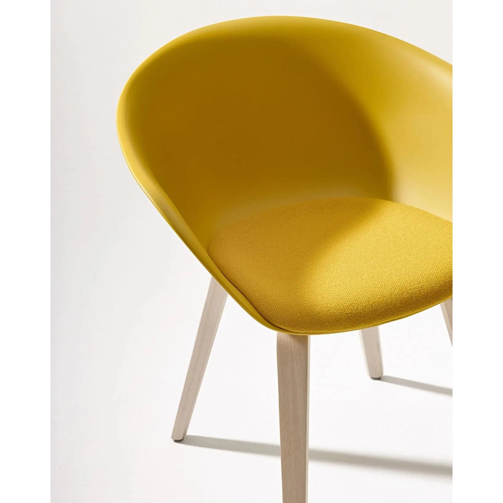 Duna 02 - 4 Wood Legs Chair | Arper | JANGEORGe Interior Design