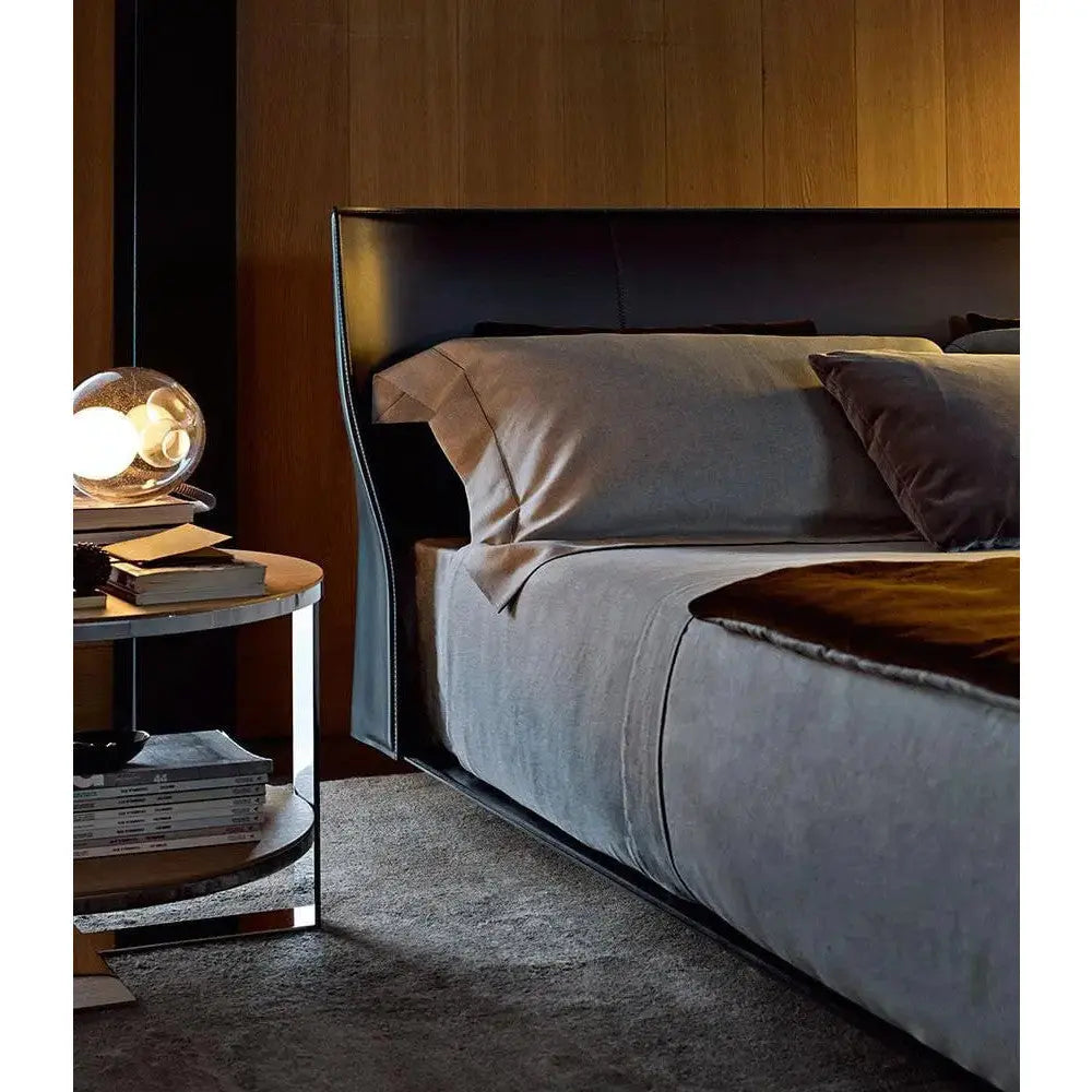 Alys Bed | B&B Italia | JANGEORGe Interior Design