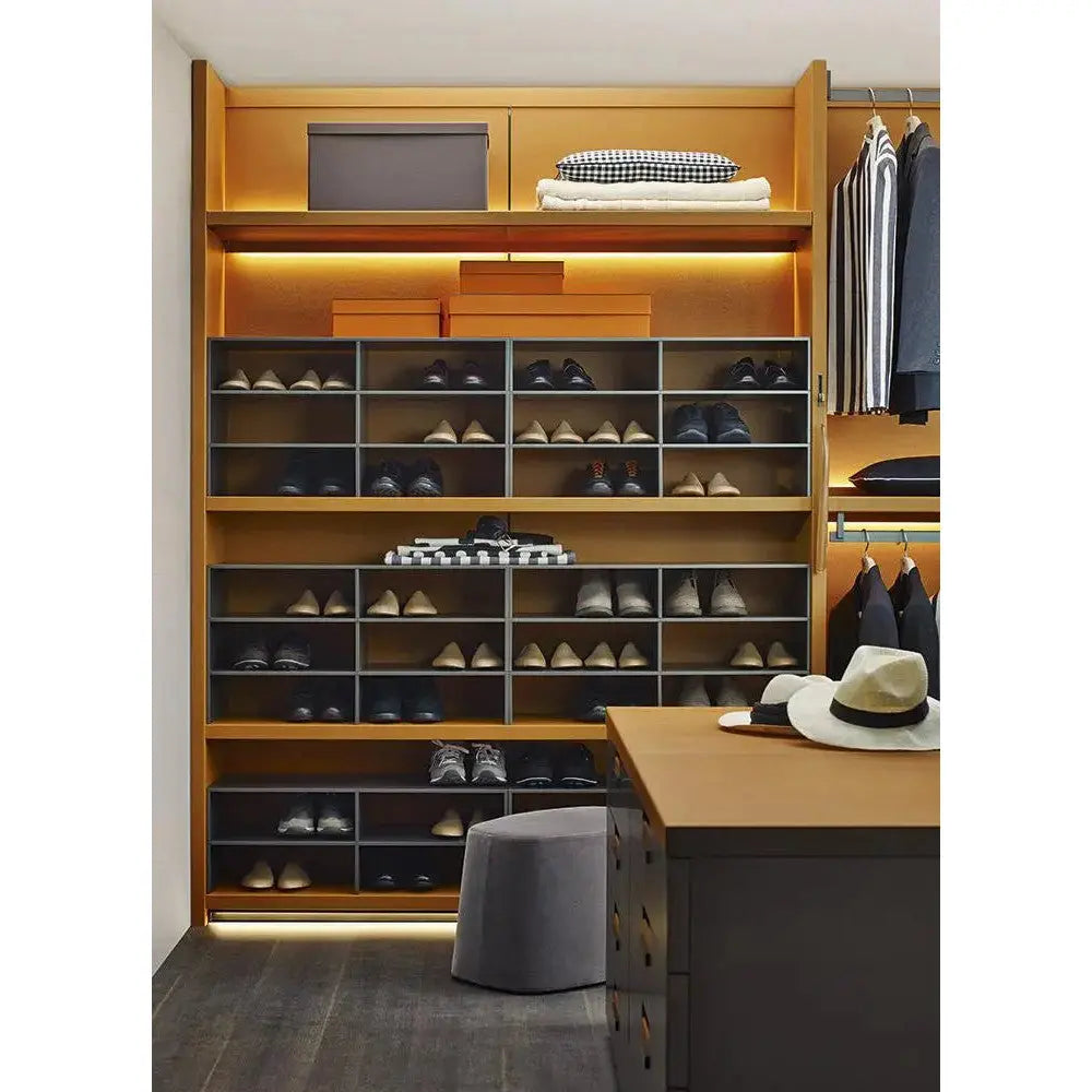 Backstage Wardrobe | B&B Italia | JANGEORGe Interior Design