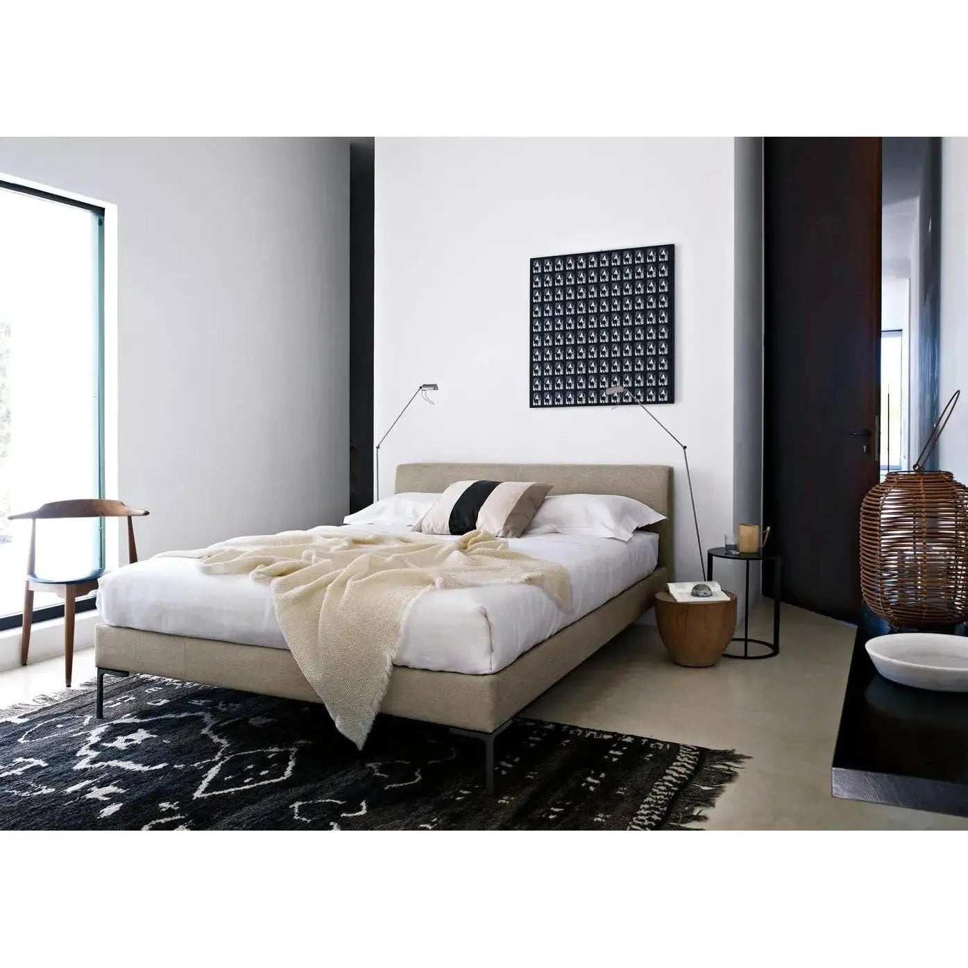 Charles Bed | B&B Italia | JANGEORGe Interior Design