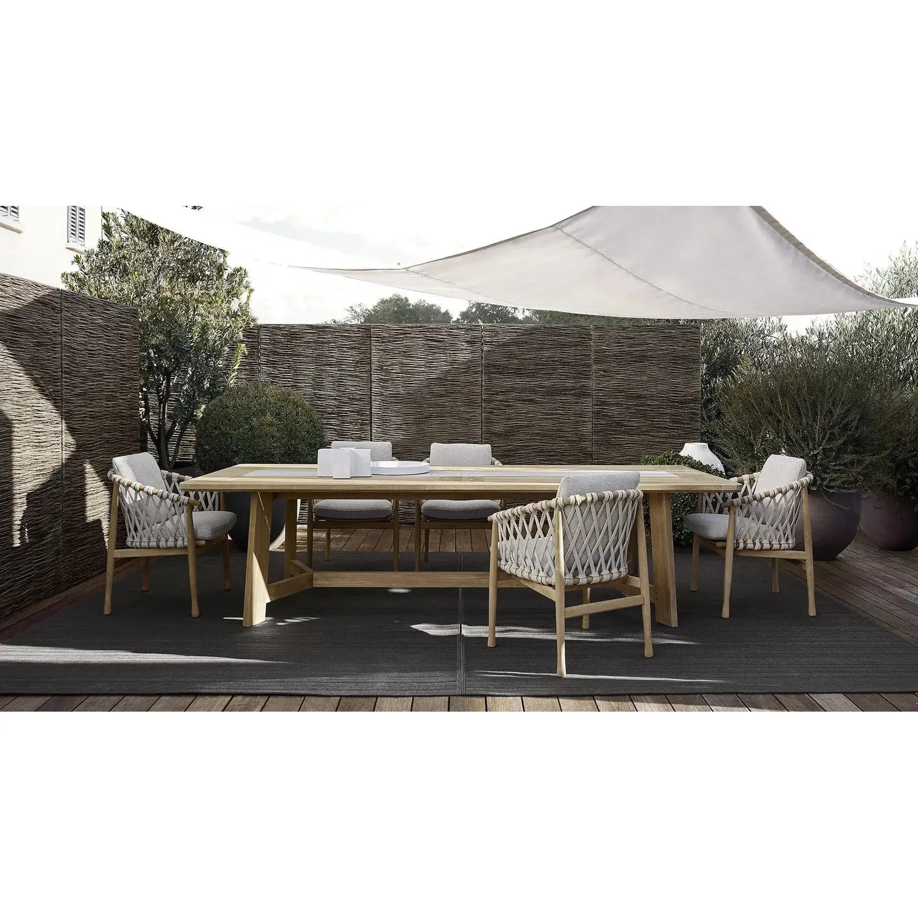 Ginestra Chair | B&B Italia | JANGEORGe Interior Design