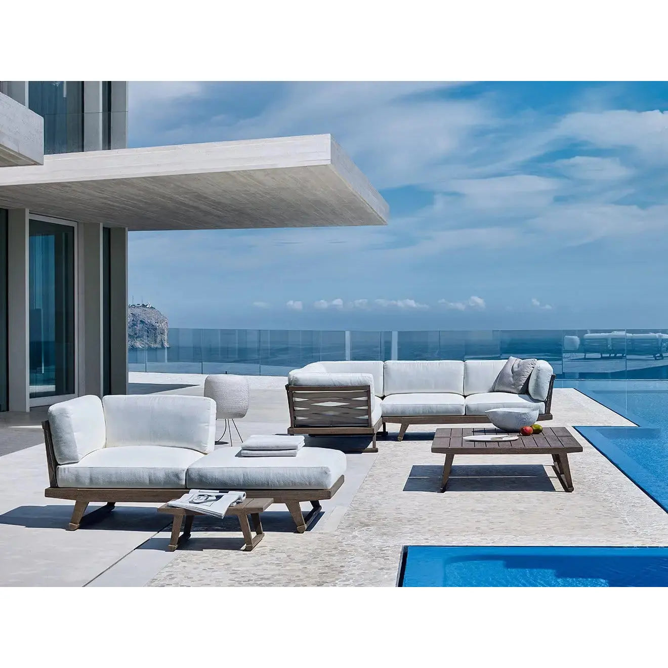 Gio Sofa | B&B Italia | JANGEORGe Interior Design