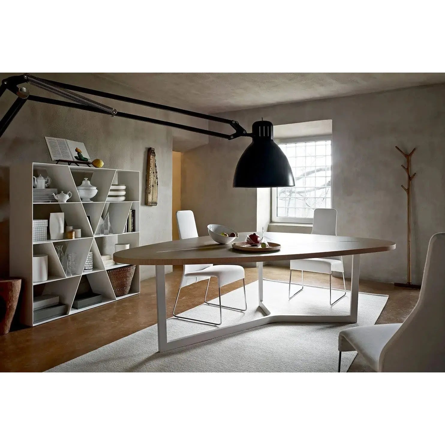 Seven Table | B&B Italia | JANGEORGe Interior Design