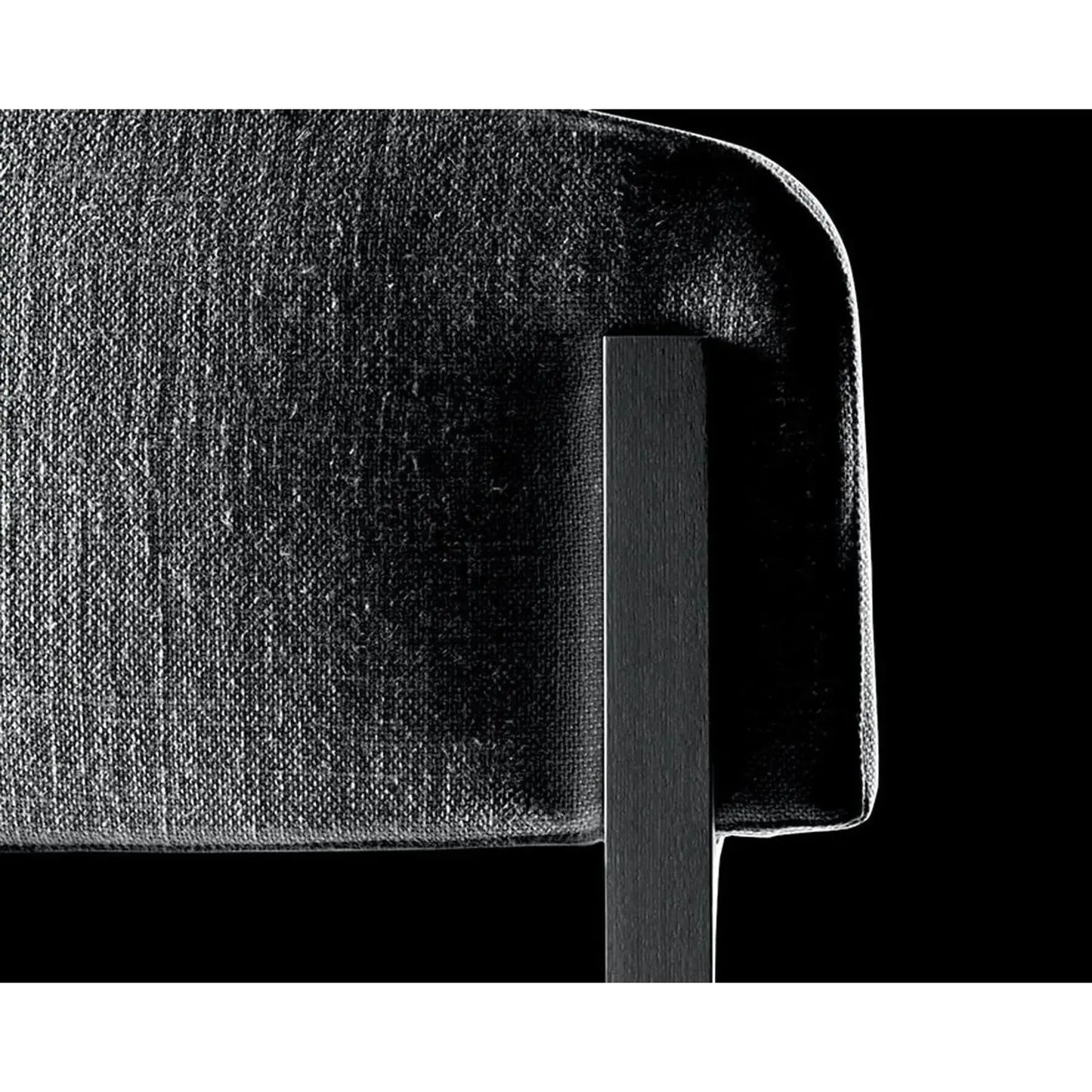 Chesto - Chair | DePadova | JANGEORGe Interior Design