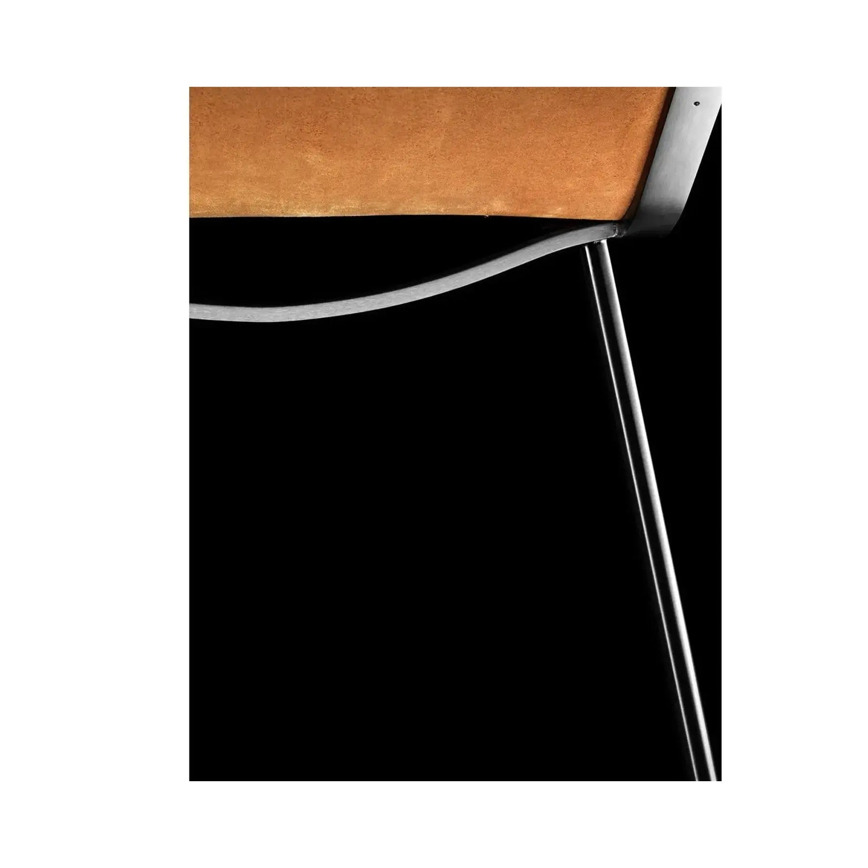 LL04 - Leather Lounge Chair | DePadova | JANGEORGe Interior Design