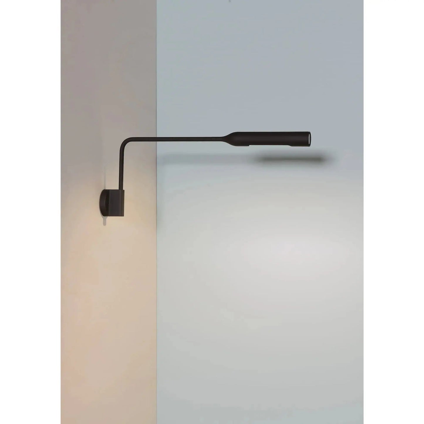 Flo - Wall M Lamp | Lumina | JANGEORGe Interior Design