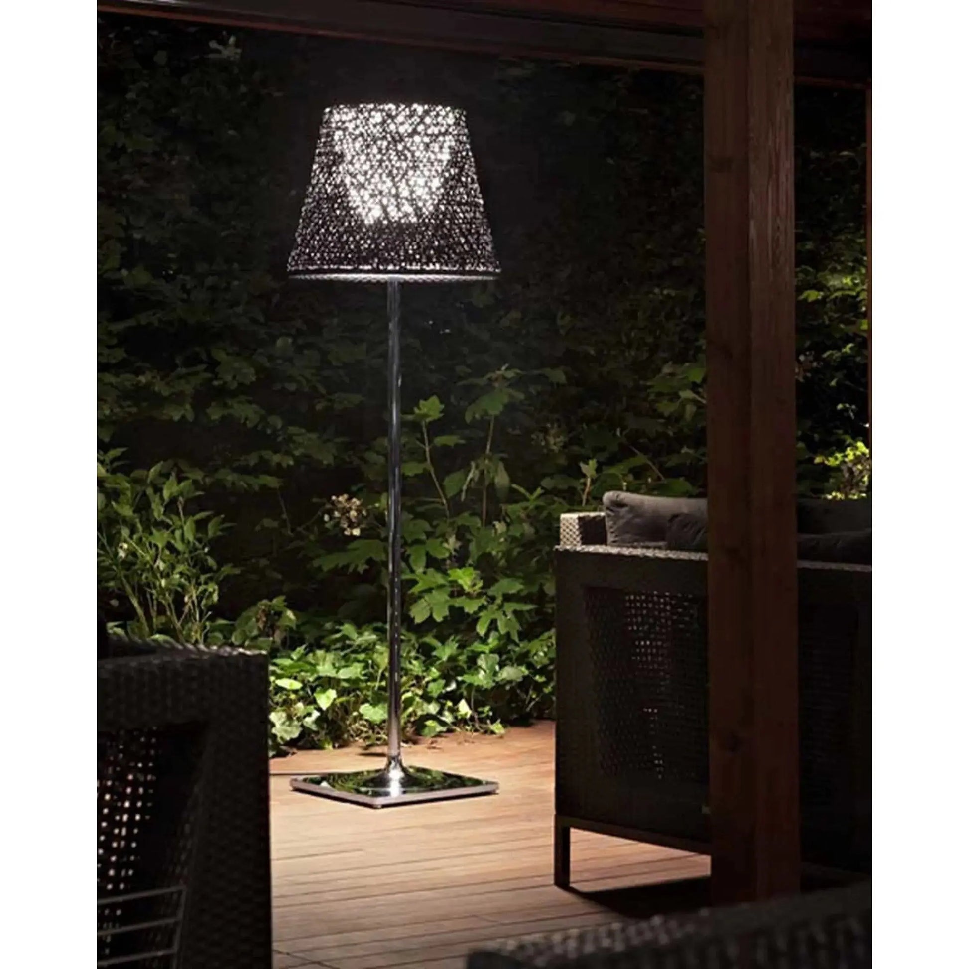 KTribe F3 Outdoor Water Resistant Floor Lamp | Flos | JANGEORGe Interior Design