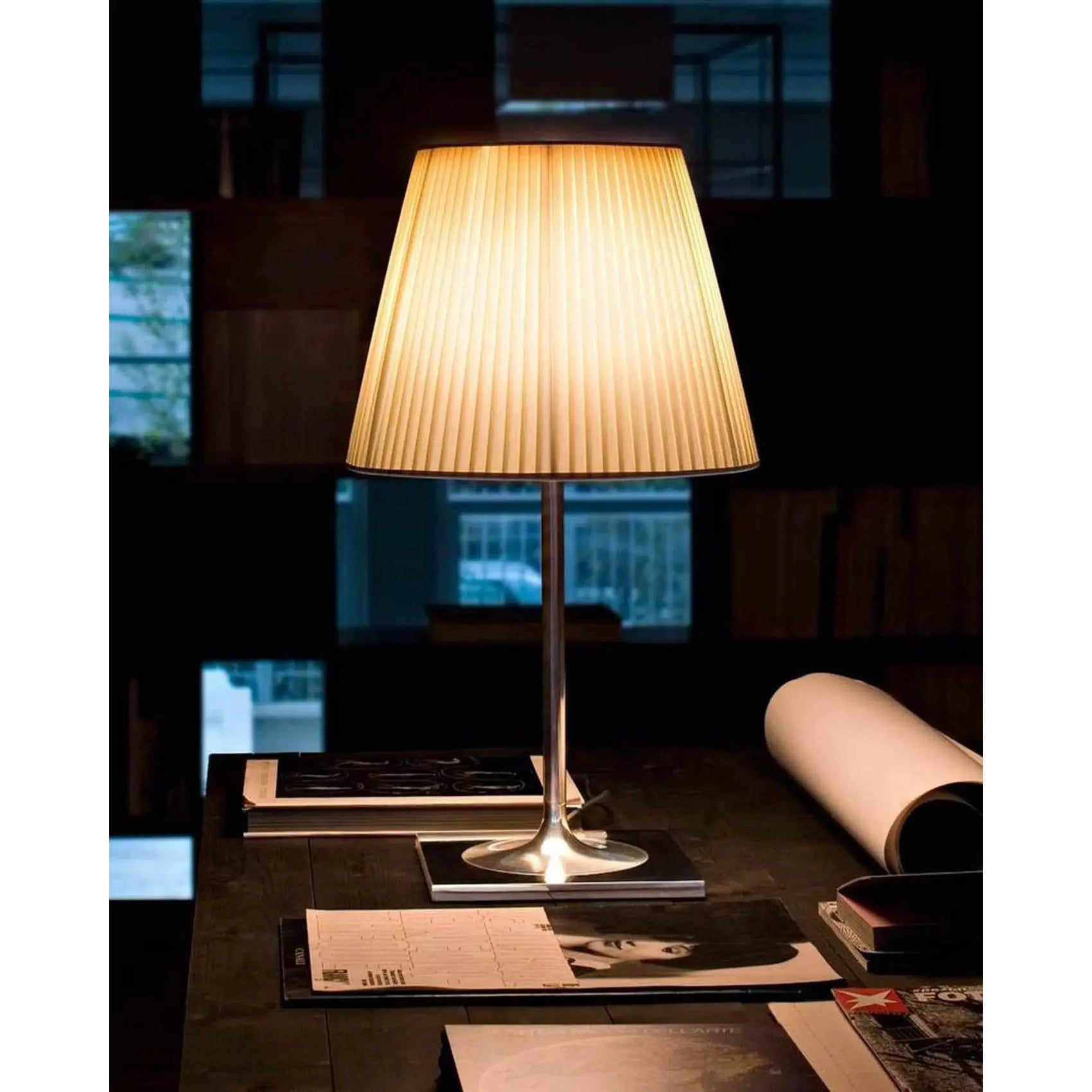 Ktribe T2 Table Lamp | Flos | JANGEORGe Interior Design