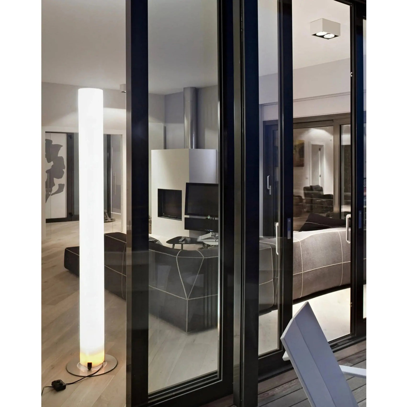 Stylos Dimmable Floor Lamp | Flos | JANGEORGe Interior Design