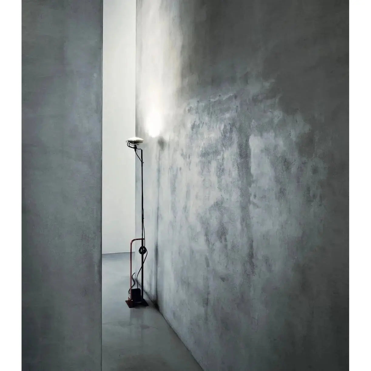 Toio Floor Lamp | Flos | JANGEORGe Interior Design