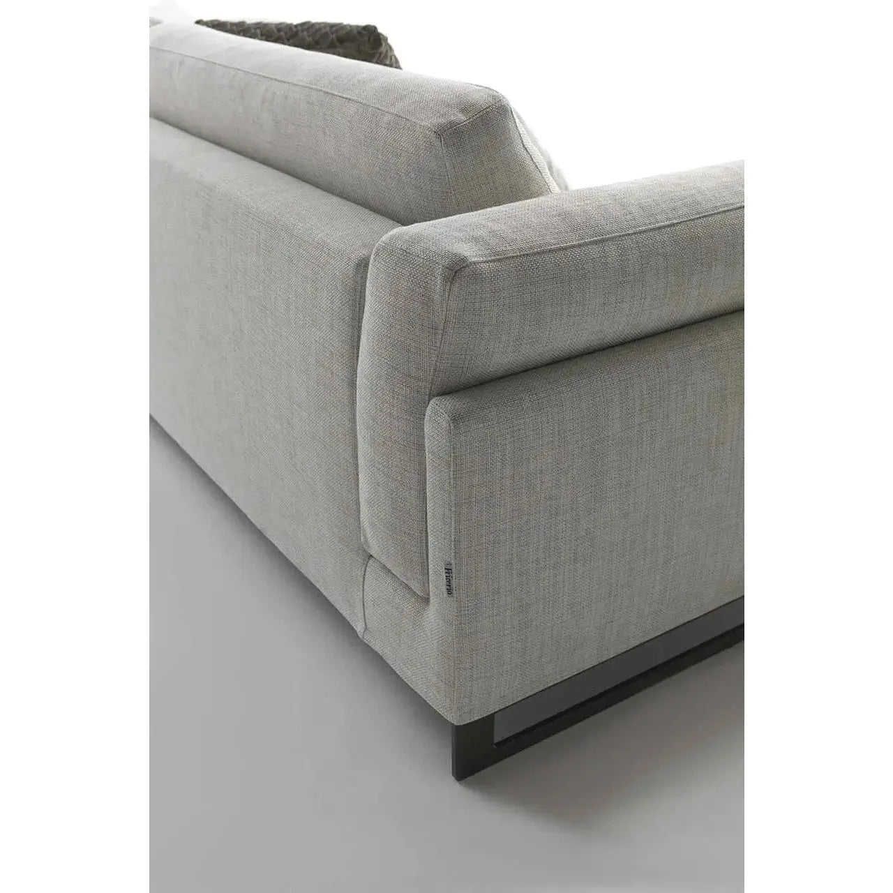 Davis In - Sofa | Frigerio | JANGEORGe Interior Design