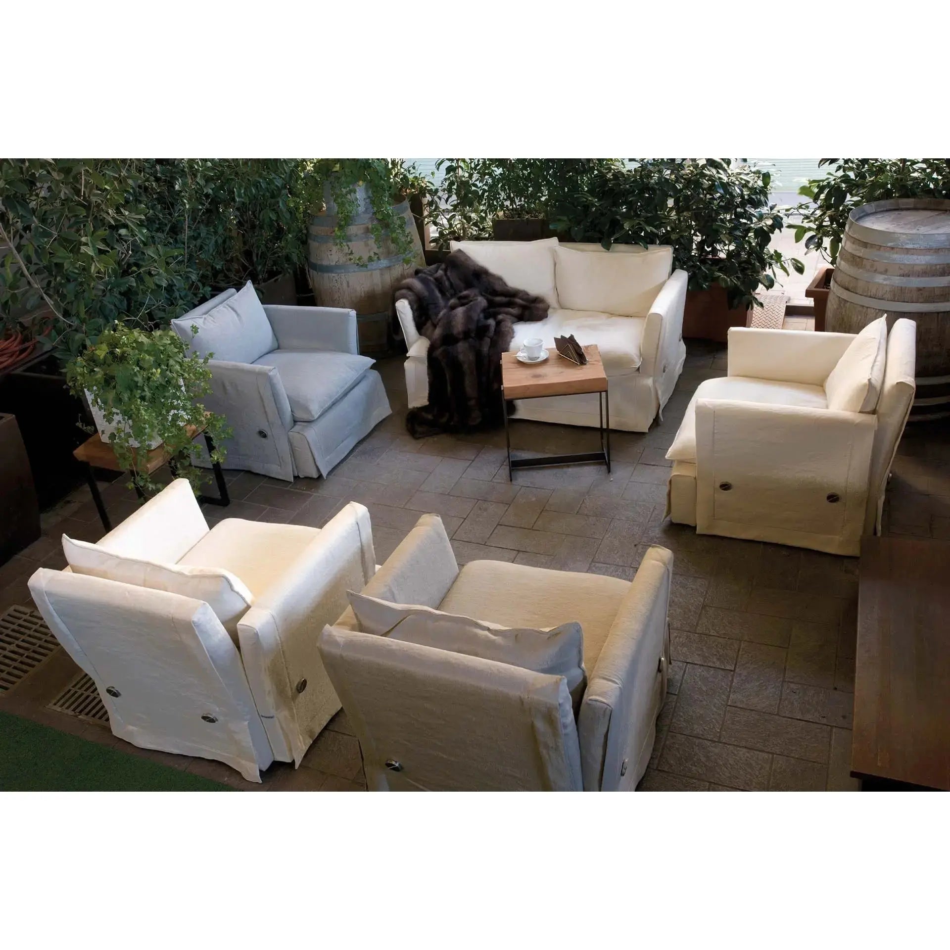 Kimono Junior - Armchair | Frigerio | JANGEORGe Interior Design