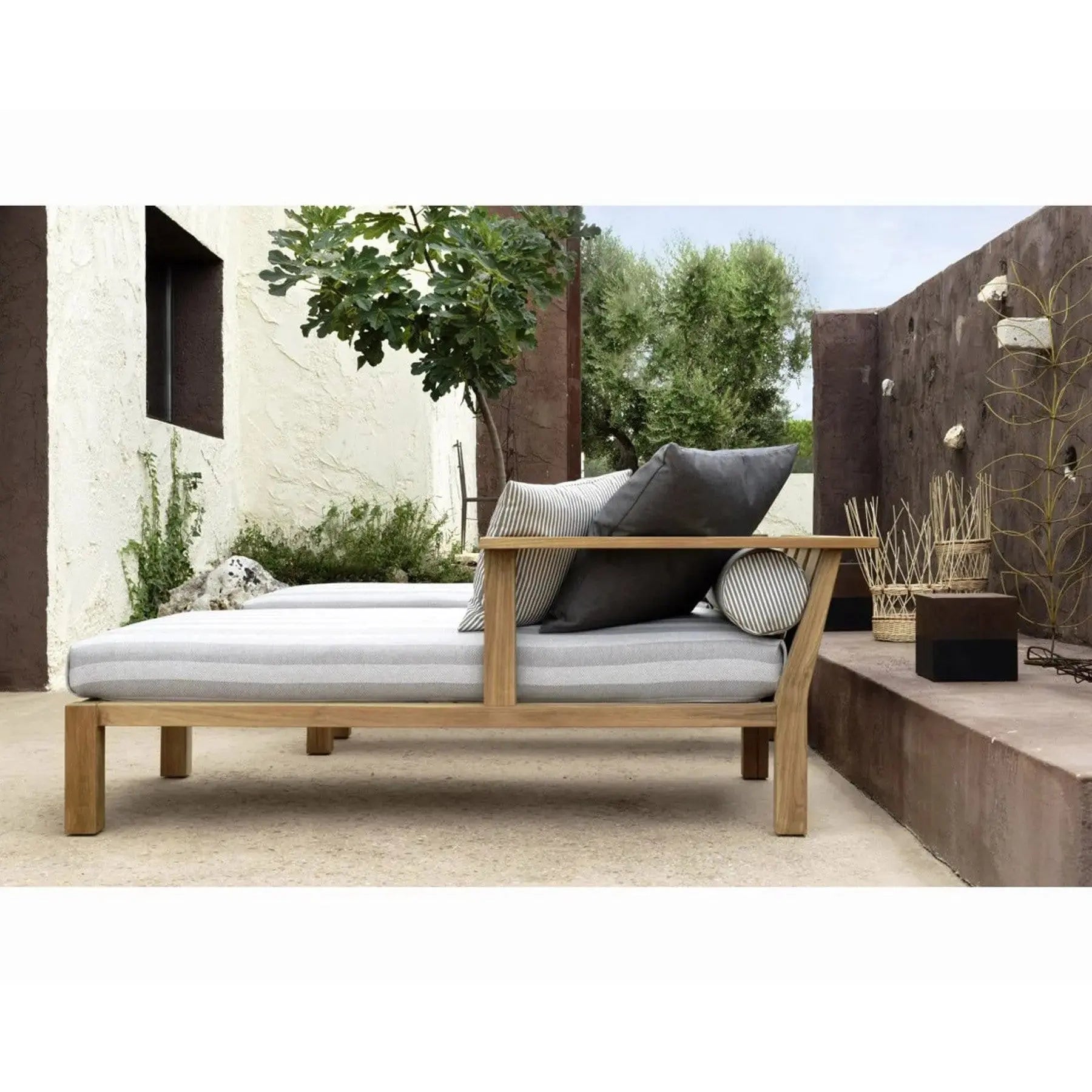 InOut 20 L/R Daybed | Gervasoni | JANGEORGe Interior Design