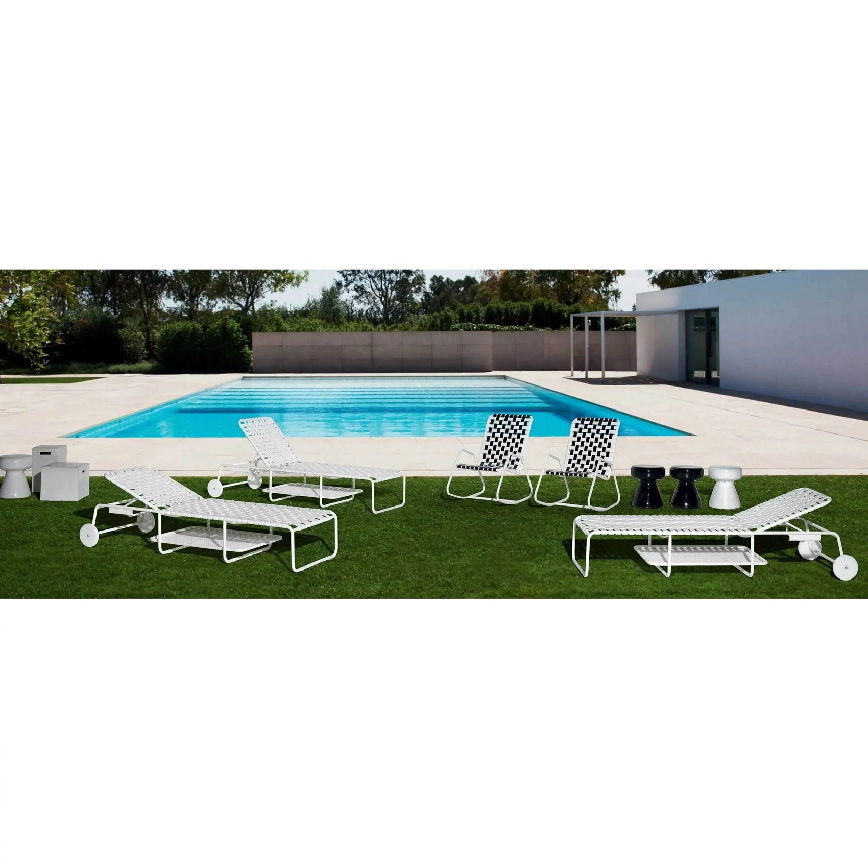 InOut 883 Outdoor Daybed | Gervasoni | JANGEORGe Interior Design