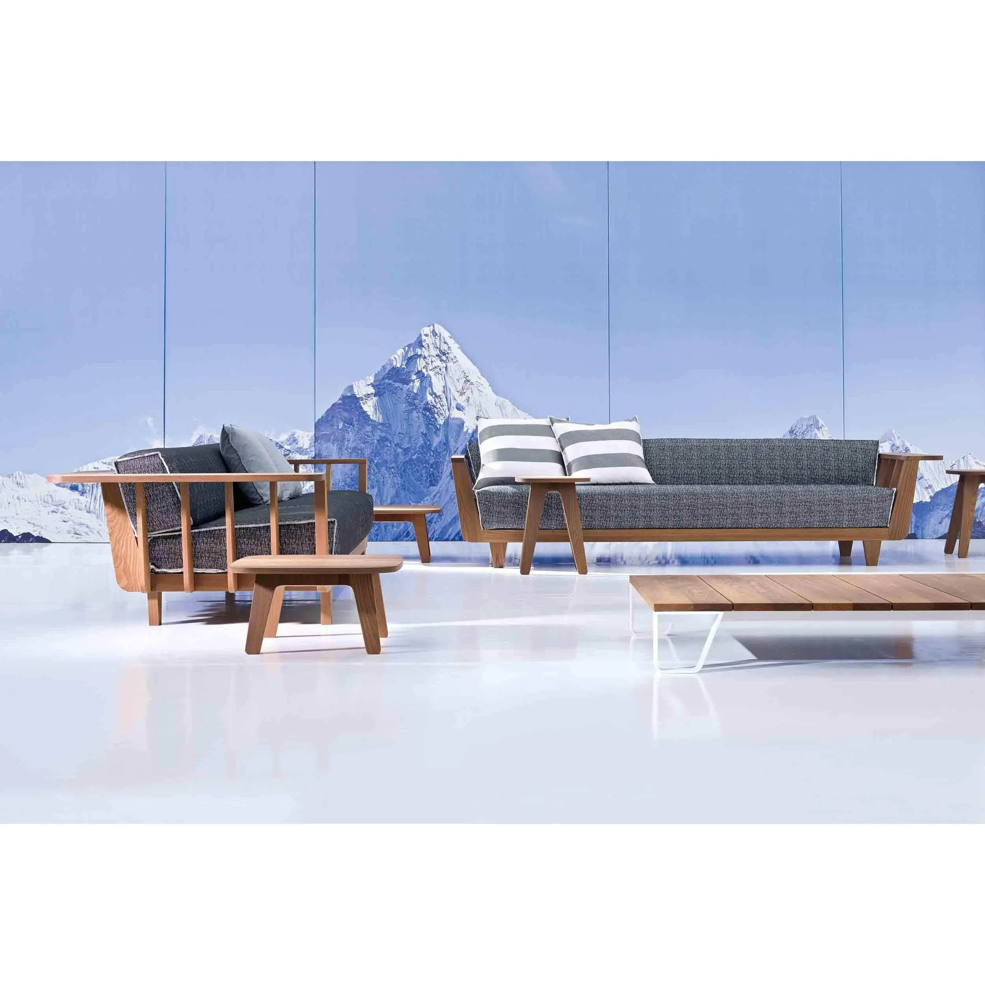 InOut 955 Outdoor Coffee Table | Gervasoni | JANGEORGe Interior Design