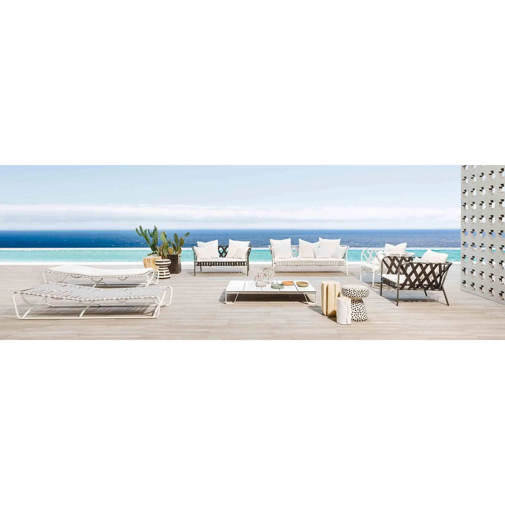 InOut 955 Outdoor Coffee Table | Gervasoni | JANGEORGe Interior Design