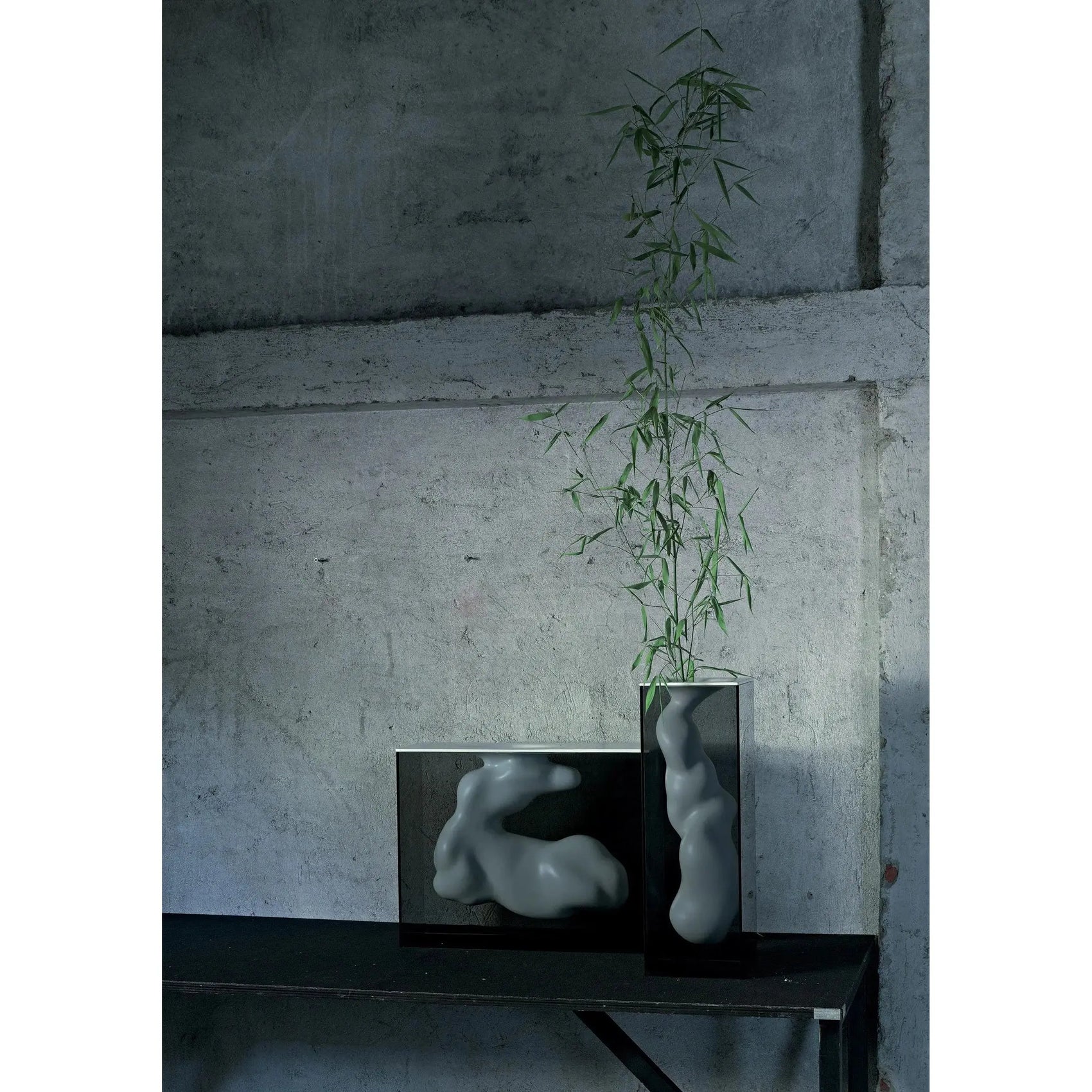 Angelo e Angela Vase | Glas Italia | JANGEORGe Interior Design