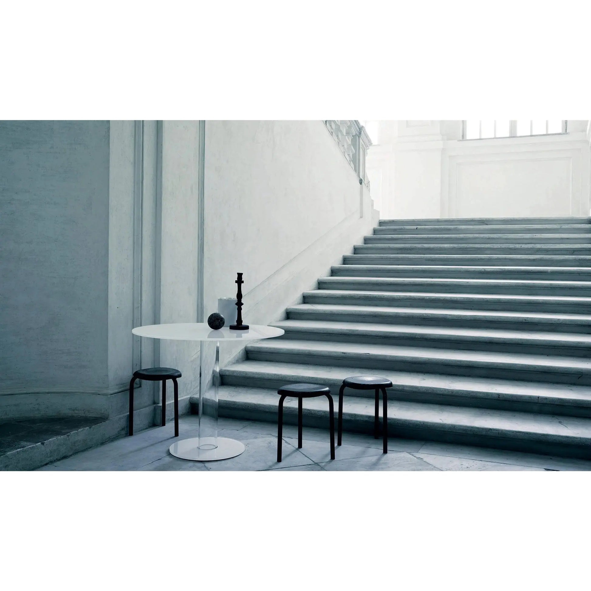 Bistrot Hub High Glass Table | Glas Italia | JANGEORGe Interior Design