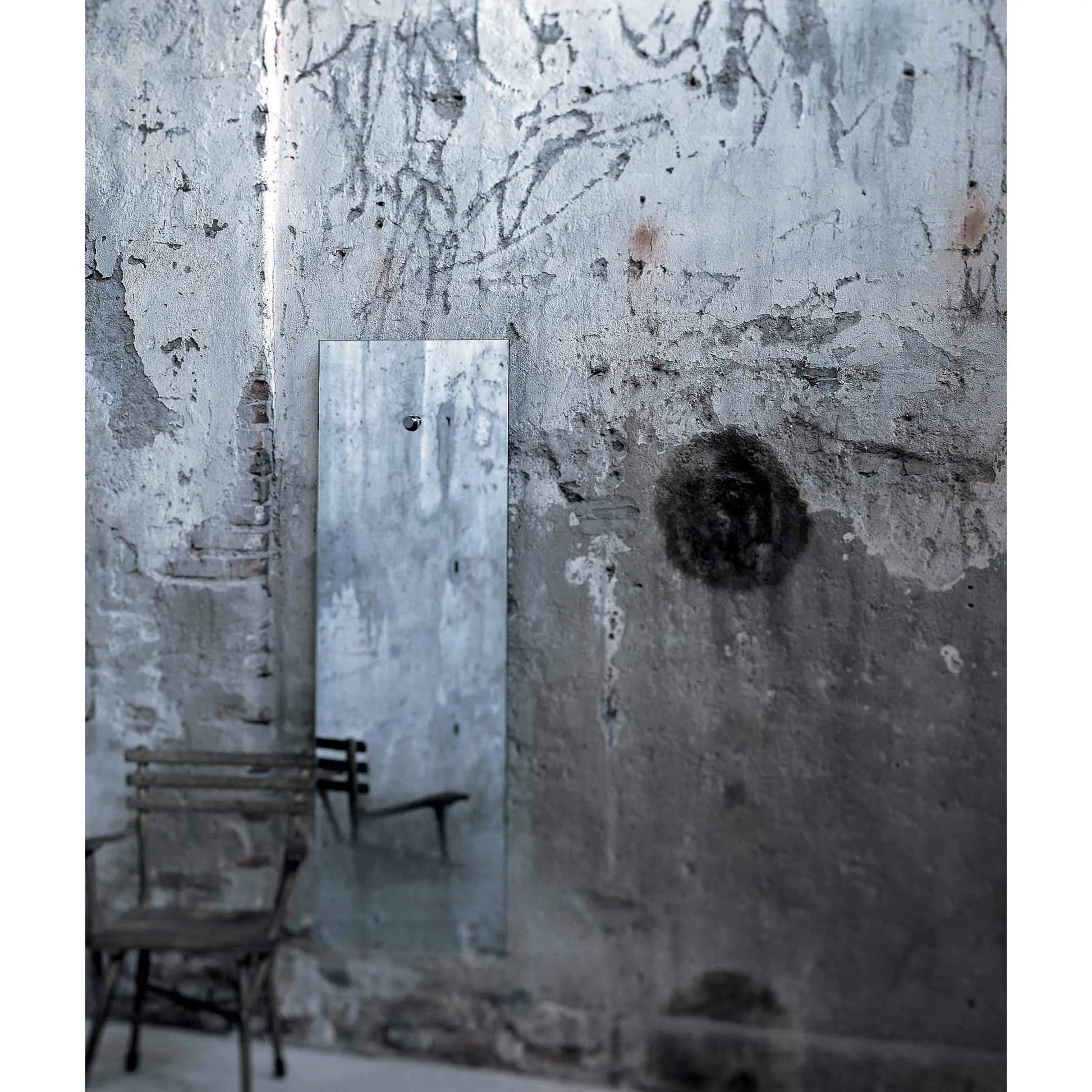 Fiction Mirror | Glas Italia | JANGEORGe Interior Design