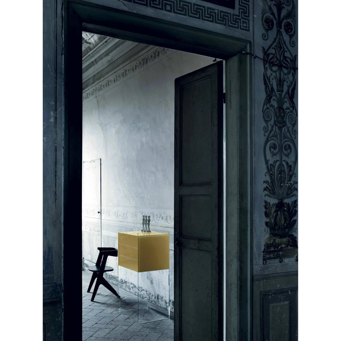 Float Chest of Drawers | Glas Italia | JANGEORGe Interior Design