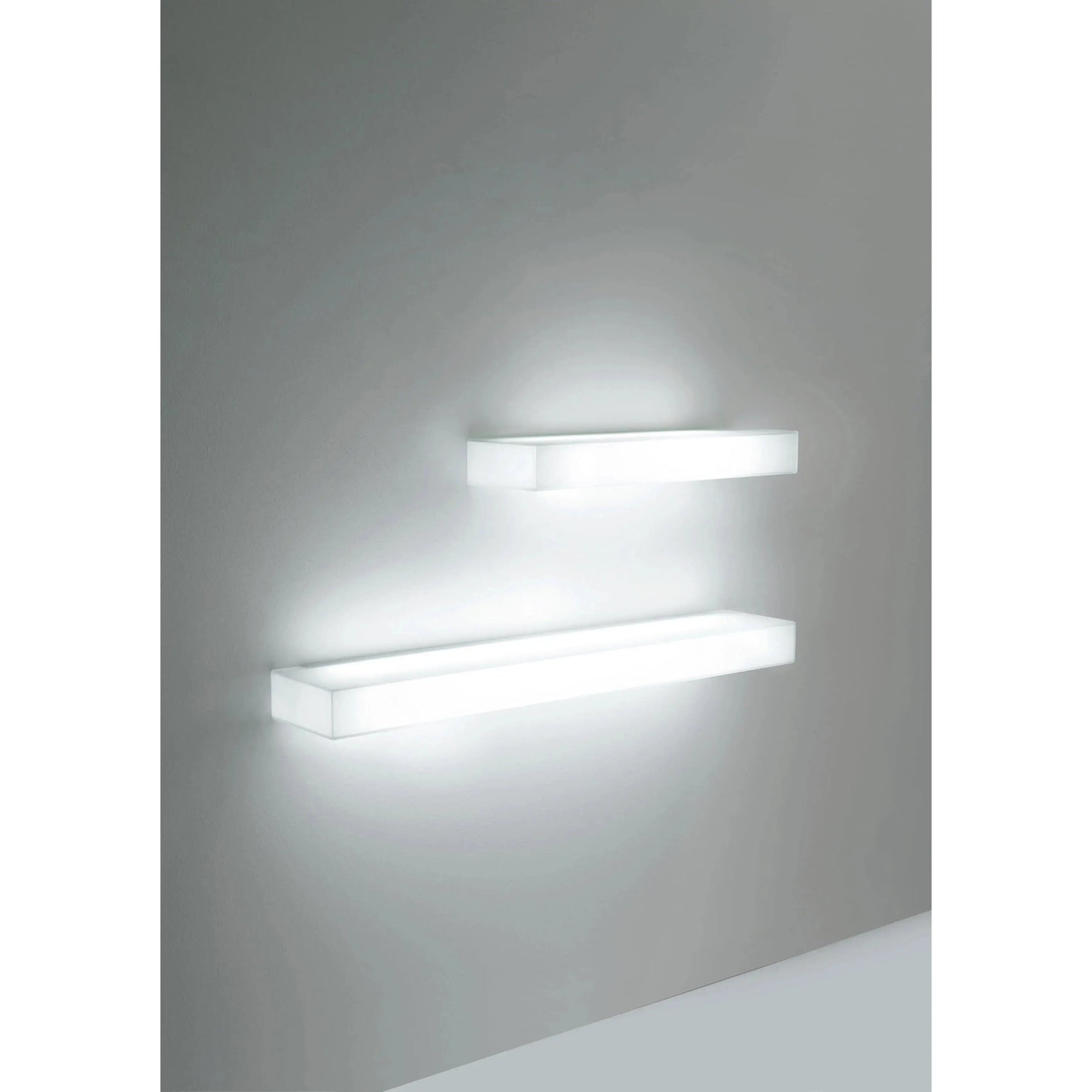 Light Light Shelves | Glas Italia | JANGEORGe Interior Design