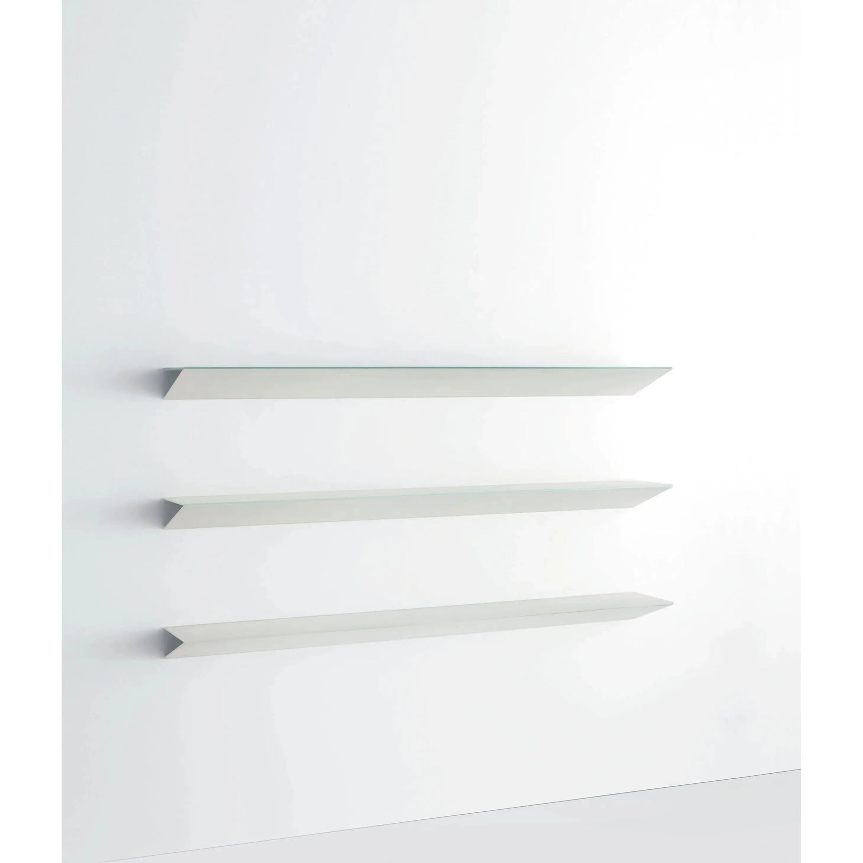 On Shelves | Glas Italia | JANGEORGe Interior Design