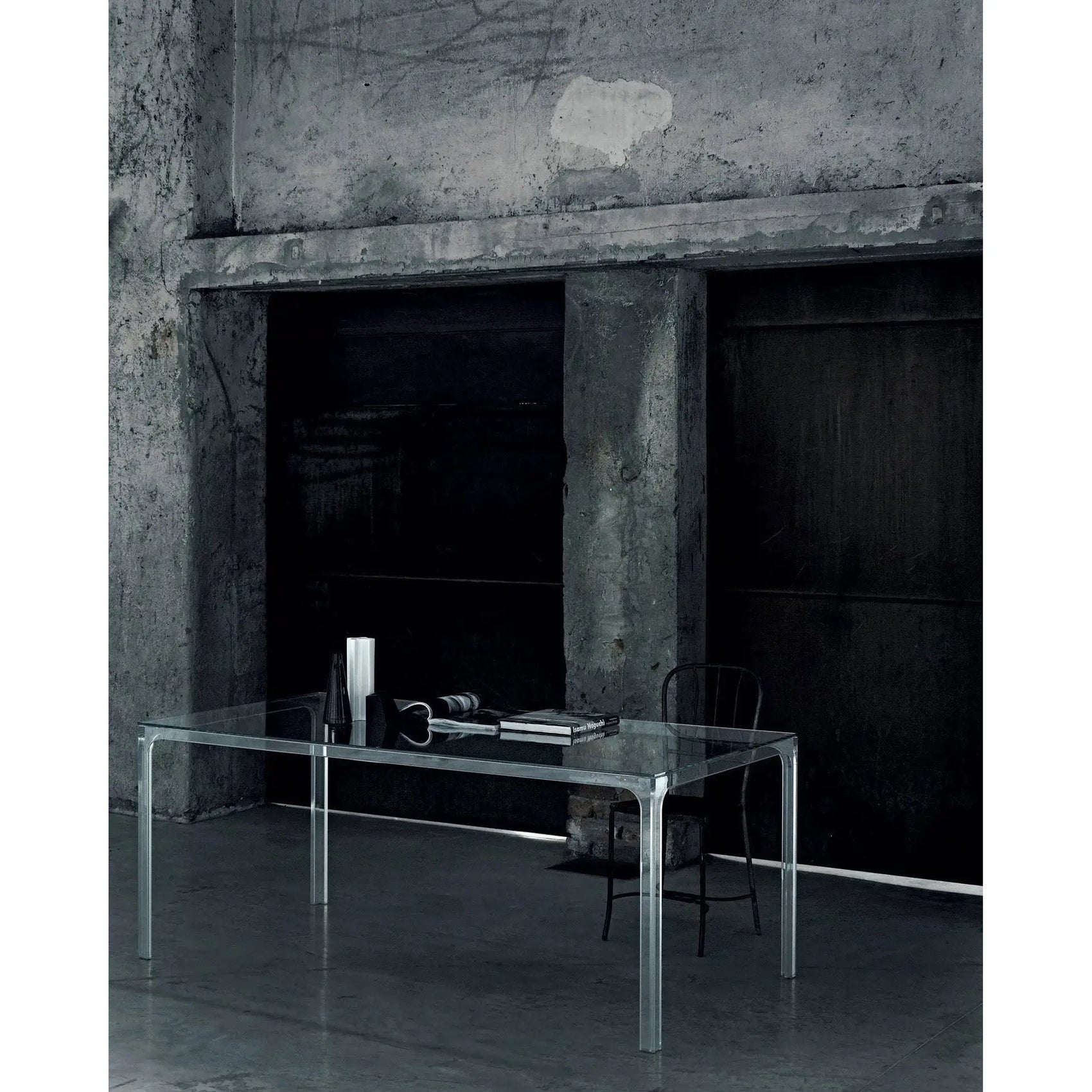 Oscar Writing Desk | Glas Italia | JANGEORGe Interior Design