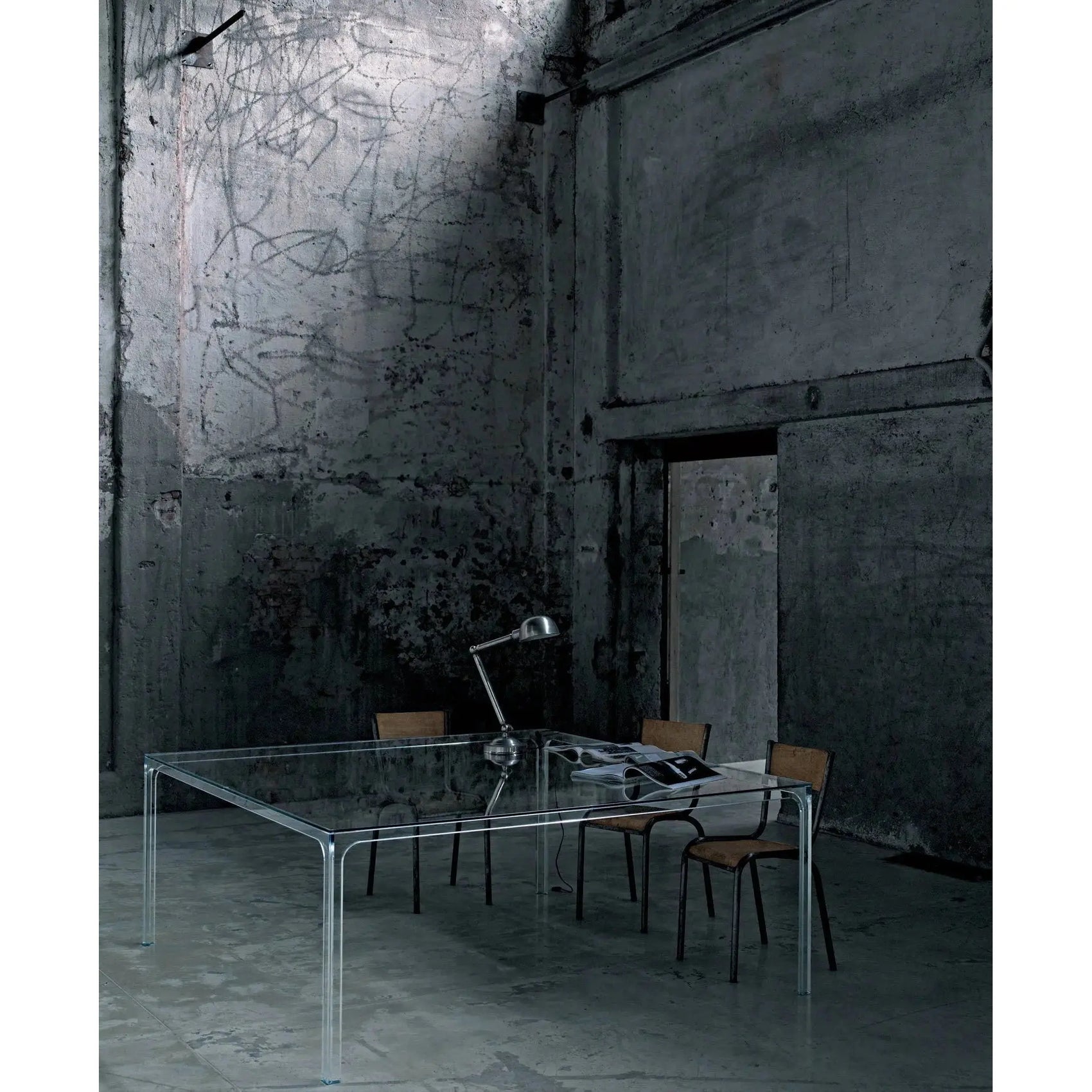 Oscar Writing Desk | Glas Italia | JANGEORGe Interior Design