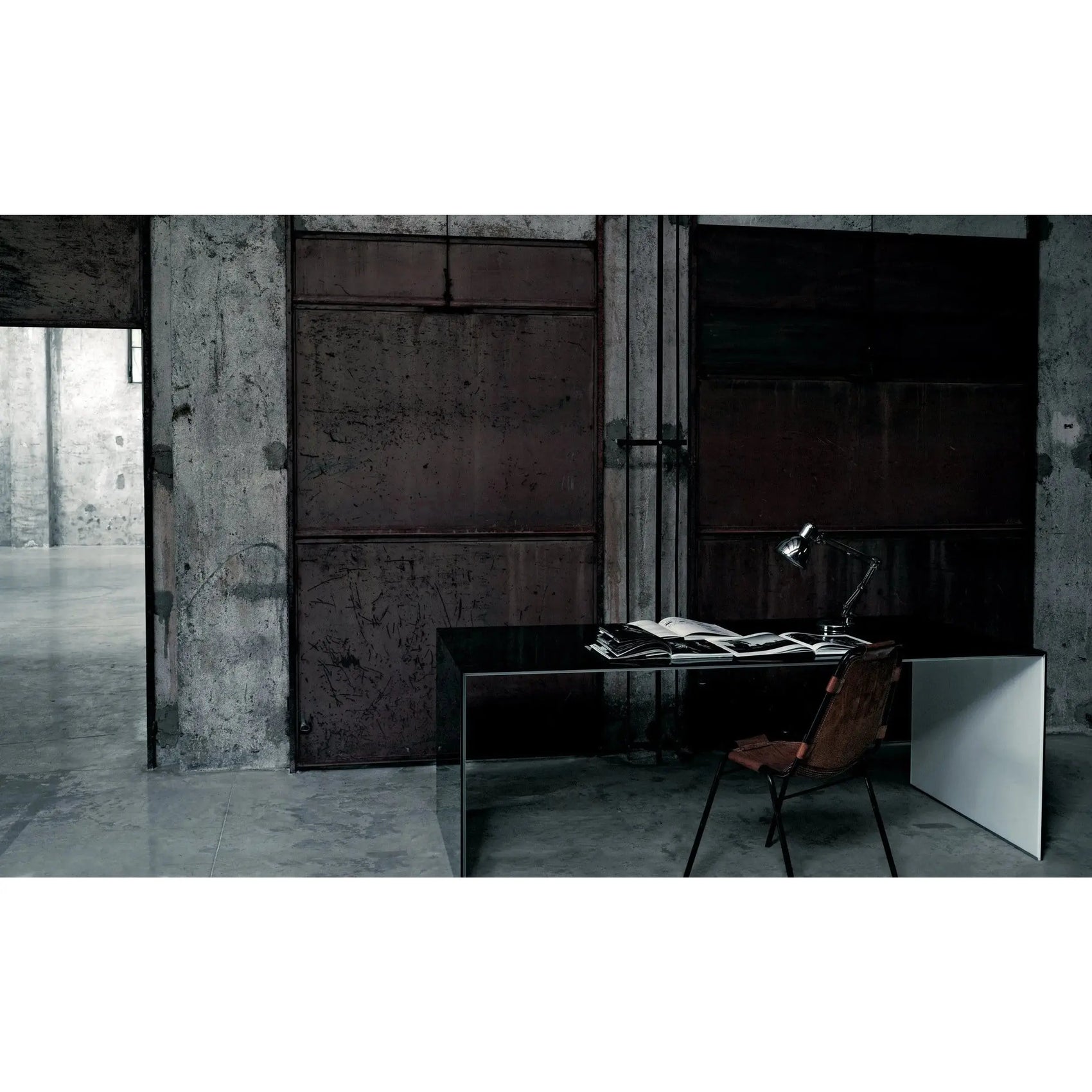 SiO2 Bridge Low Table | Glas Italia | JANGEORGe Interior Design