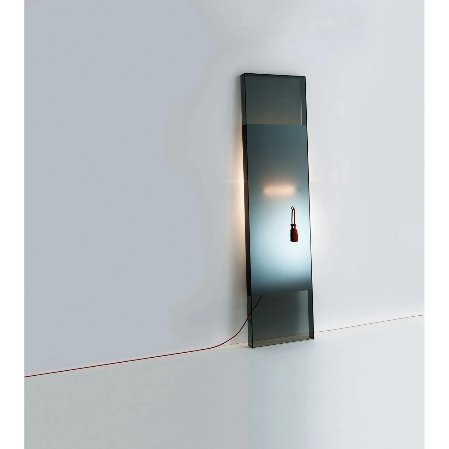 Diva Mirror | Glas Italia | JANGEORGe Interior Design