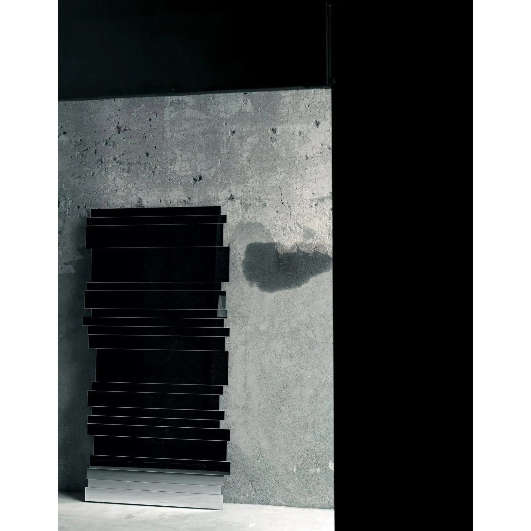 Paradox Mirror | Glas Italia | JANGEORGe Interior Design