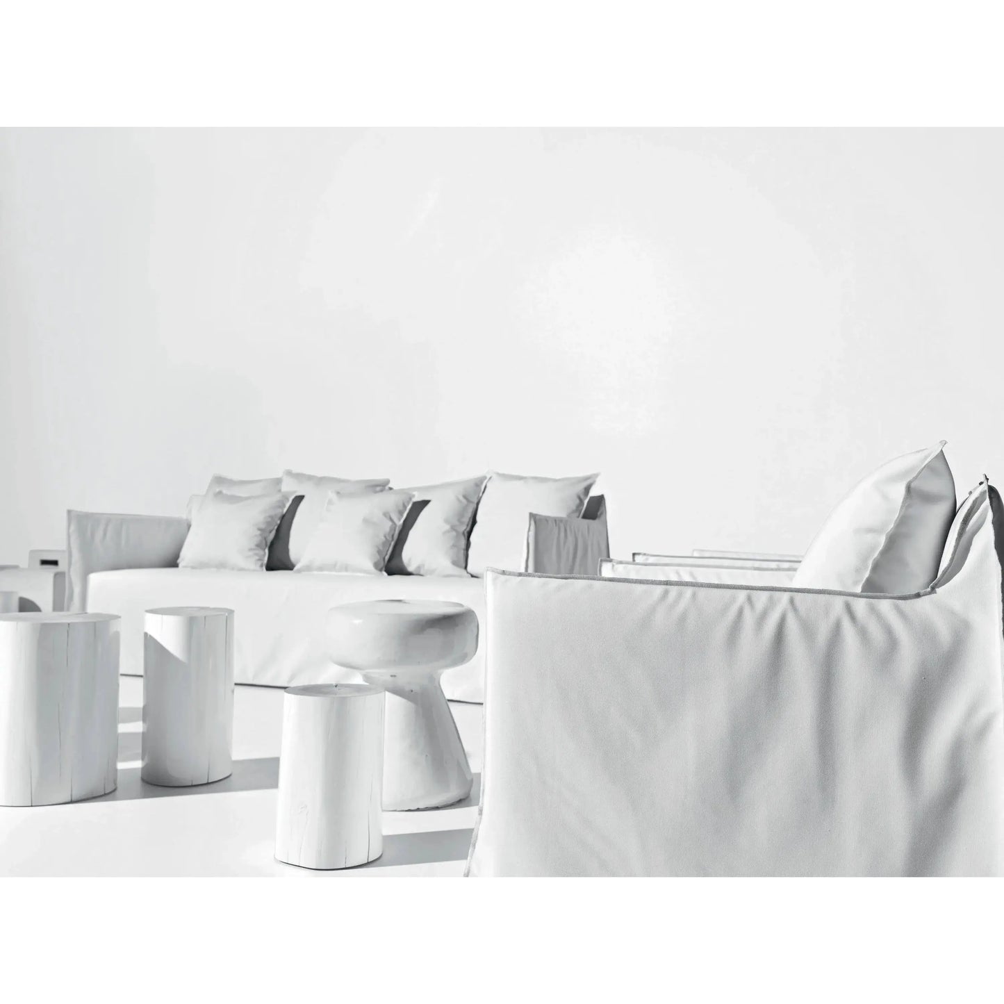 InOut 42 Ceramic Side Table / Ottoman | Gervasoni | JANGEORGe Interior Design