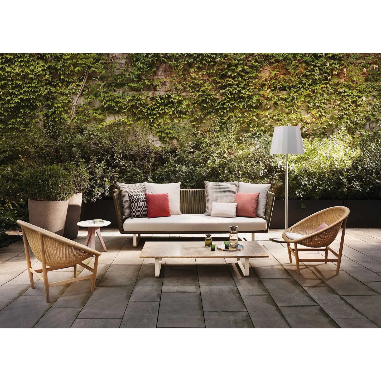 Basket - Outdoor basket armchair | Kettal | JANGEORGe Interior Design