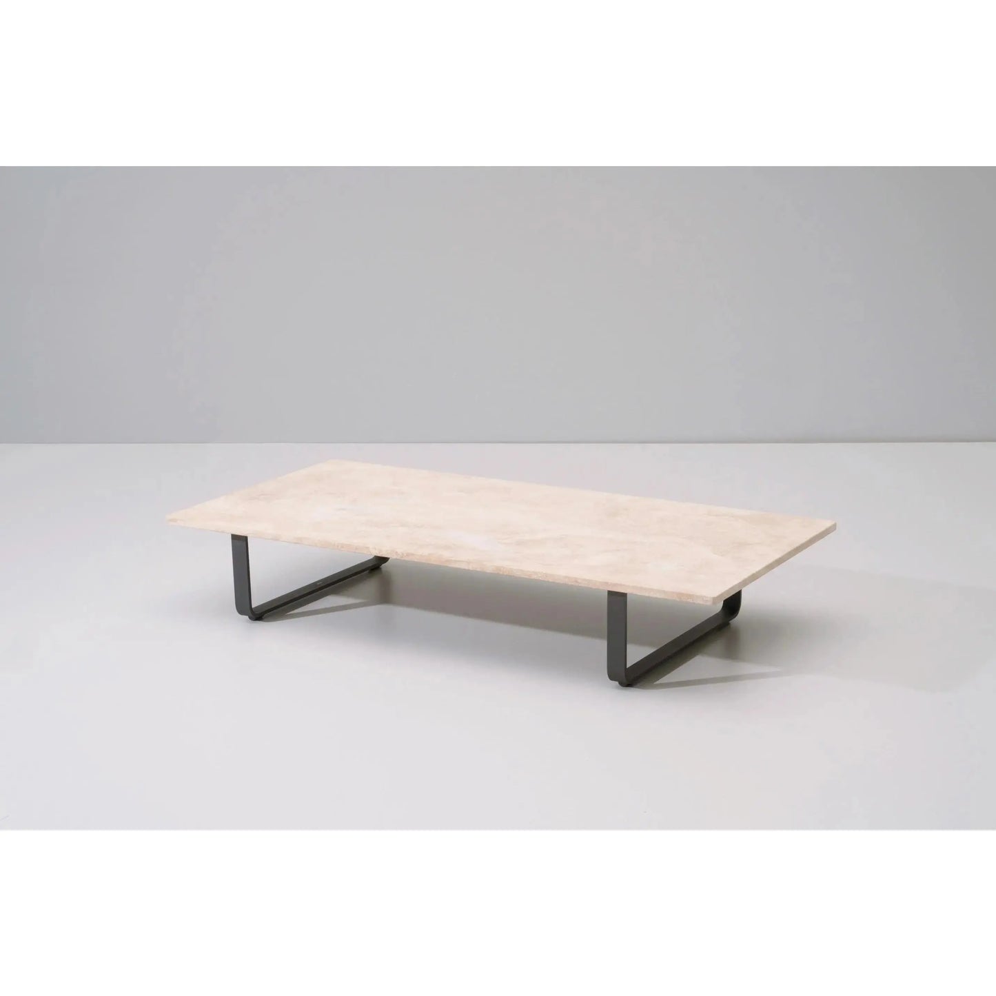 Bitta - Centre table | Kettal | JANGEORGe Interior Design
