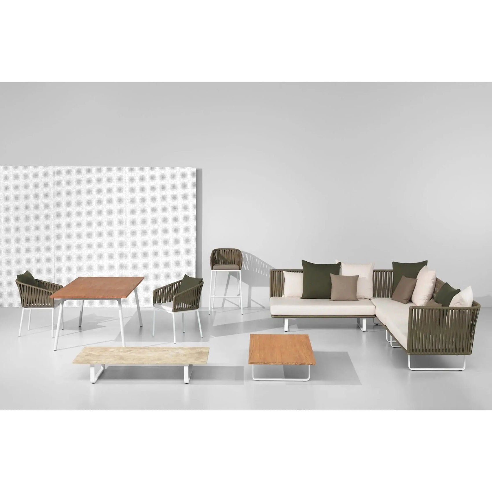 Bitta - Counter height bar stool | Kettal | JANGEORGe Interior Design