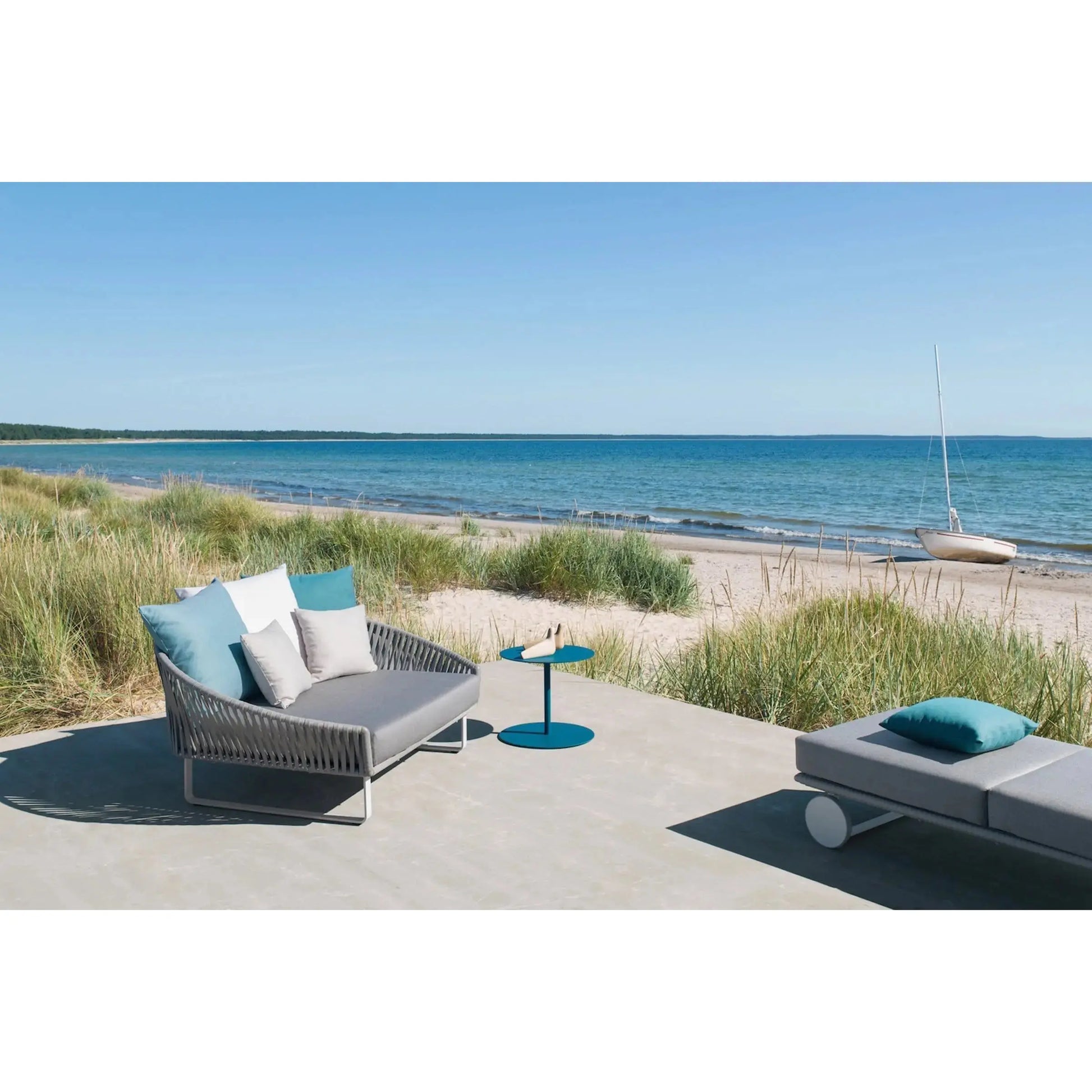 Bitta - Daybed | Kettal | JANGEORGe Interior Design