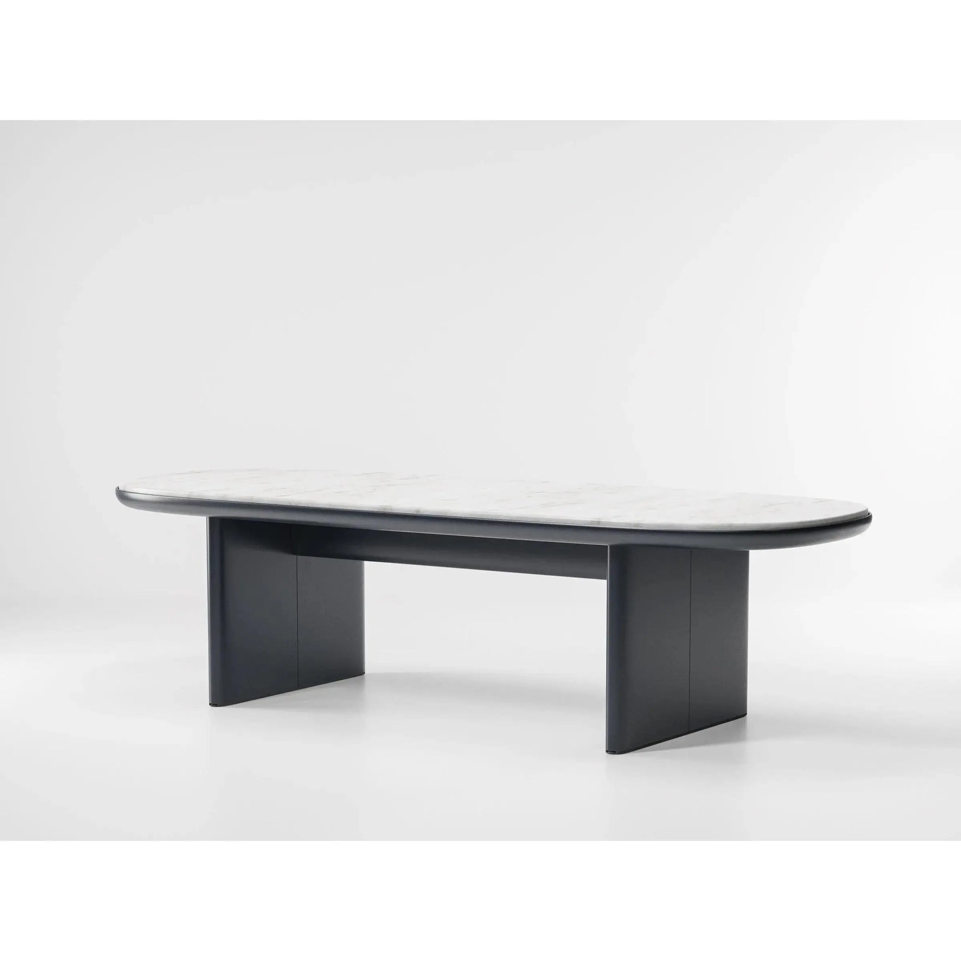 Cala - Dining Table | Kettal | JANGEORGe Interior Design