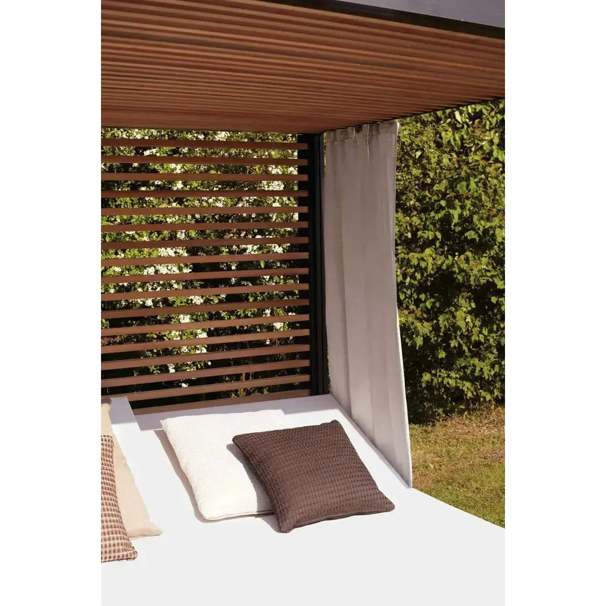 Daybed Landscape | Kettal | JANGEORGe Interior Design