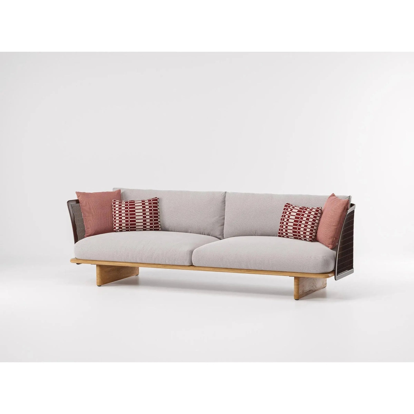 Mesh - 3-Seater Sofa | Kettal | JANGEORGe Interior Design