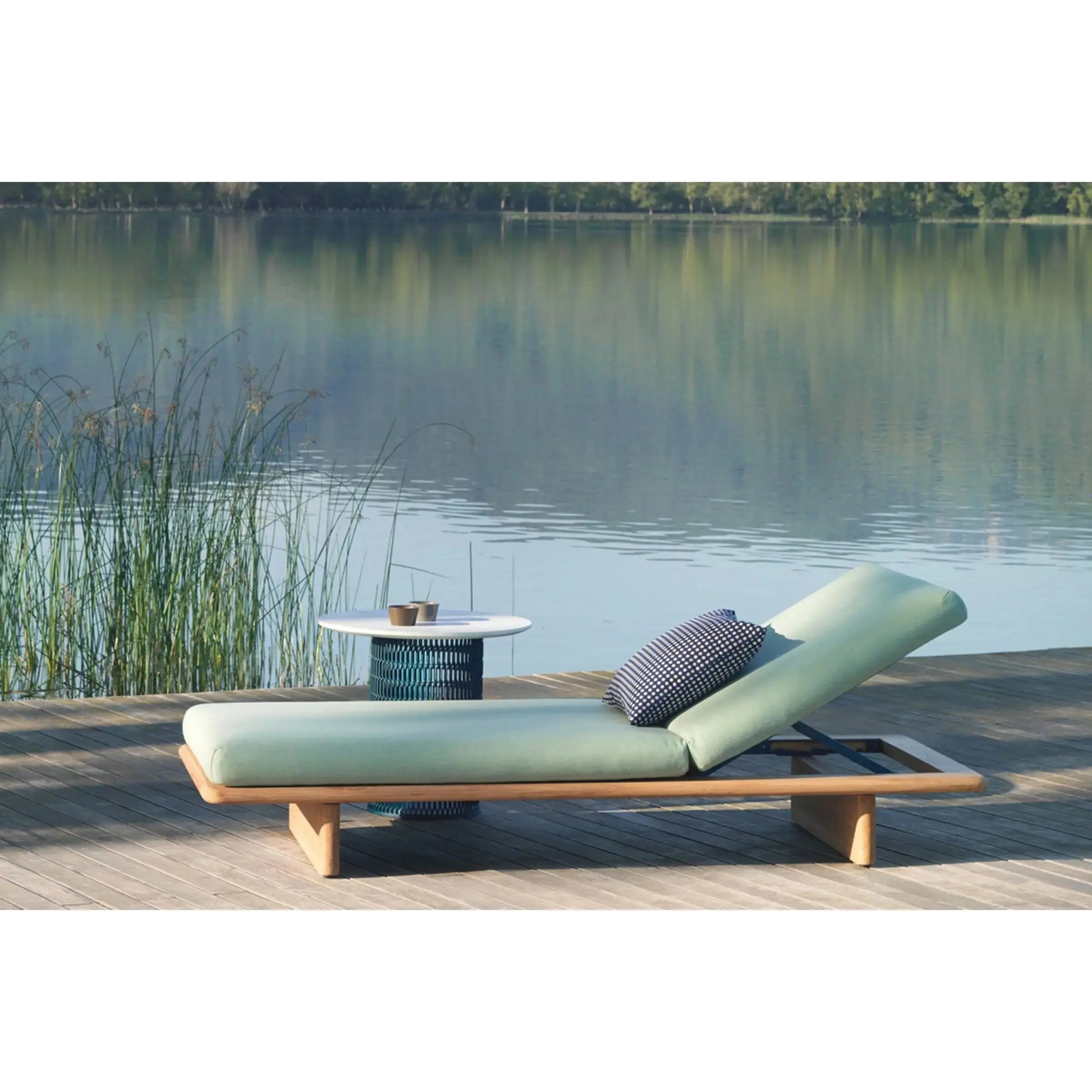 Mesh - Deckchair | Kettal | JANGEORGe Interior Design