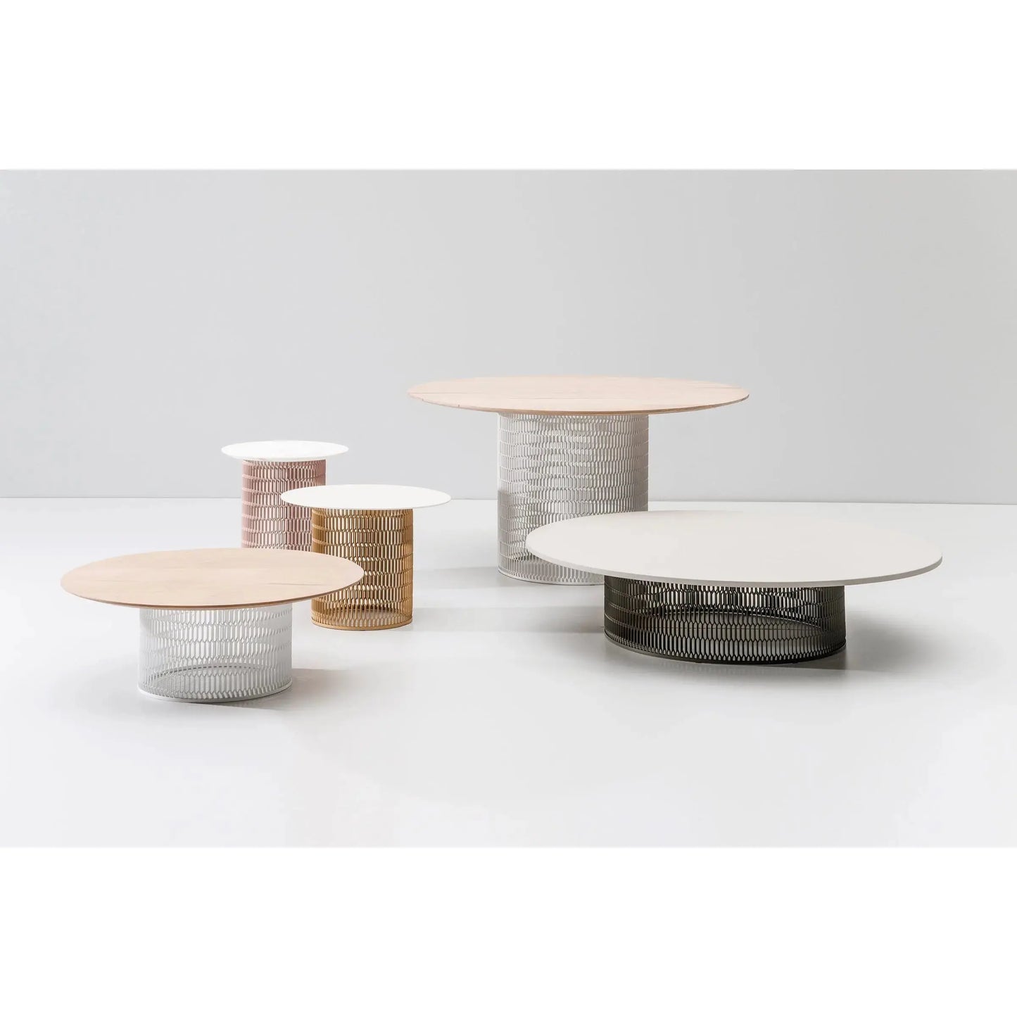 Mesh - Dining Table ø135 | Kettal | JANGEORGe Interior Design