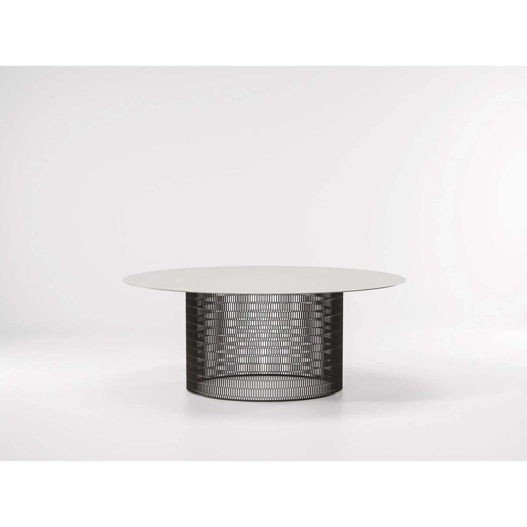 Mesh - Dining Table ø180 | Kettal | JANGEORGe Interior Design