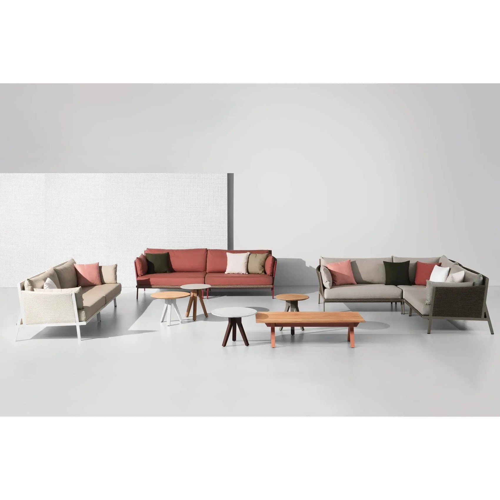 Vieques - Side Table ø60 | Kettal | JANGEORGe Interior Design