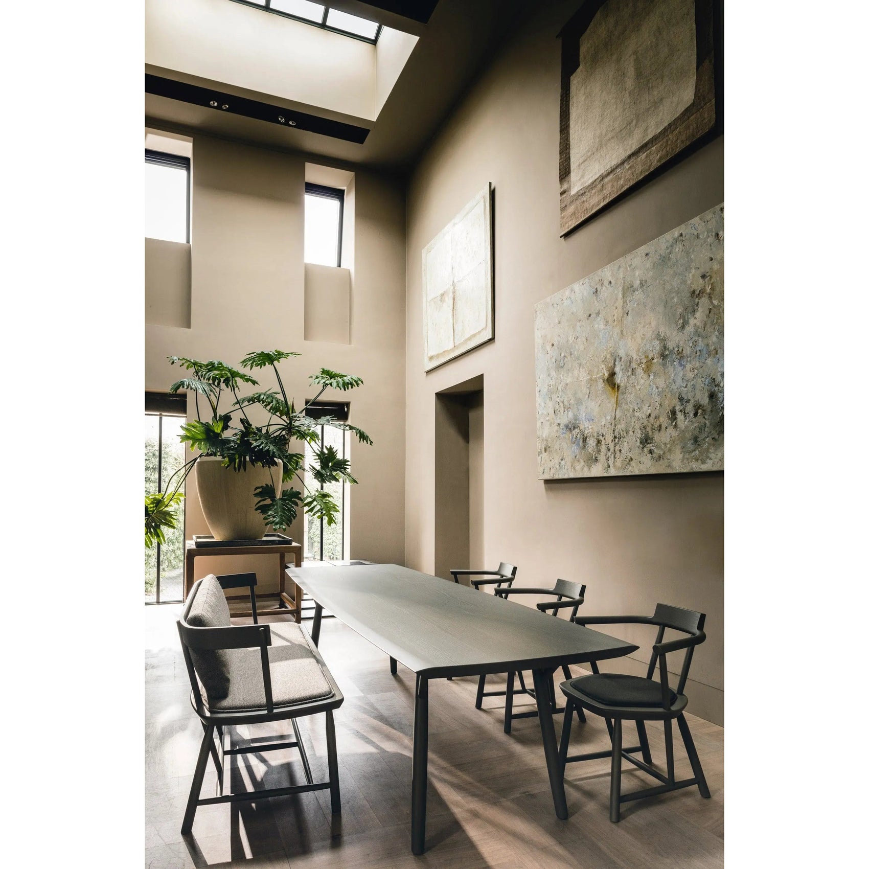 Oiseau - Dining Table | Linteloo | JANGEORGe Interior Design